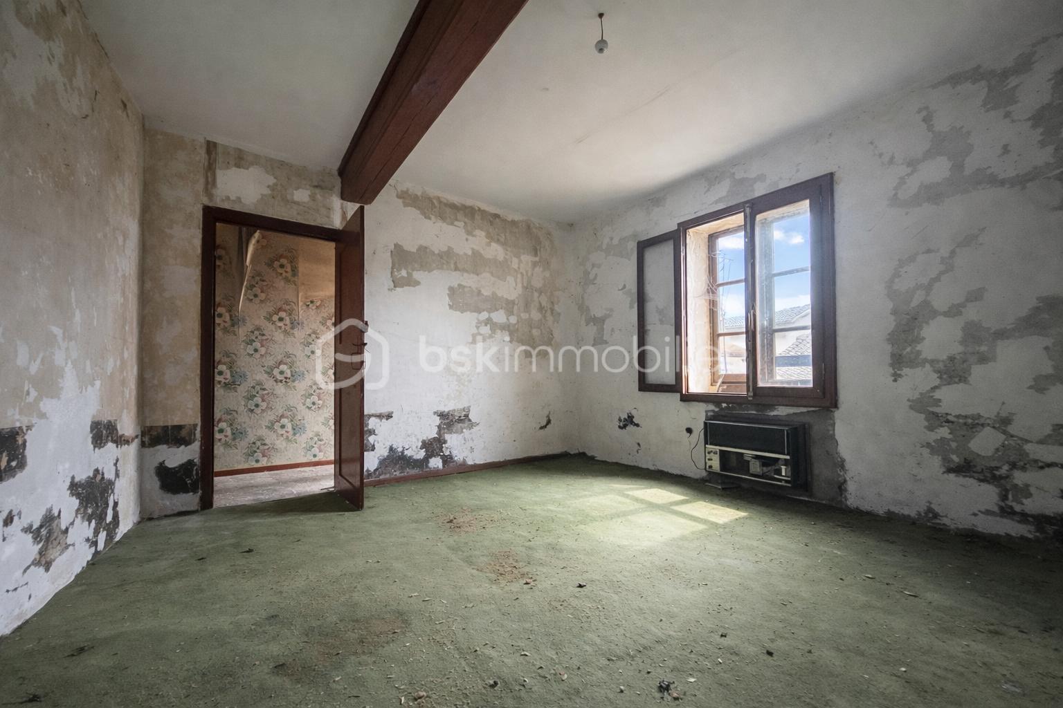 Maison ancienne de 165 m² - AE36A912-2B70-4113-AF4F-95829B3F6D97.PNG