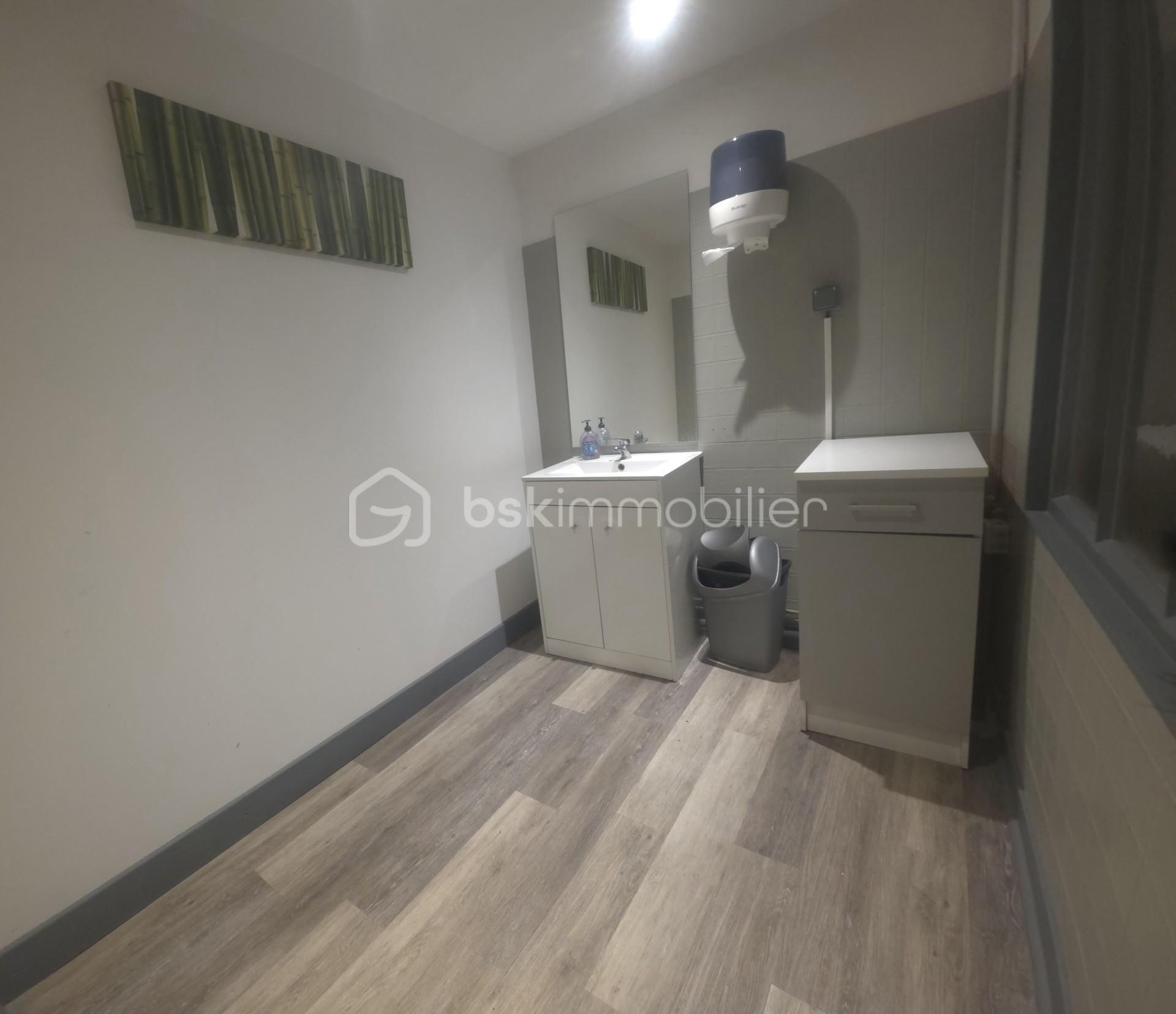 Fonds de commerce - image gundogdu oznur 2.jpg