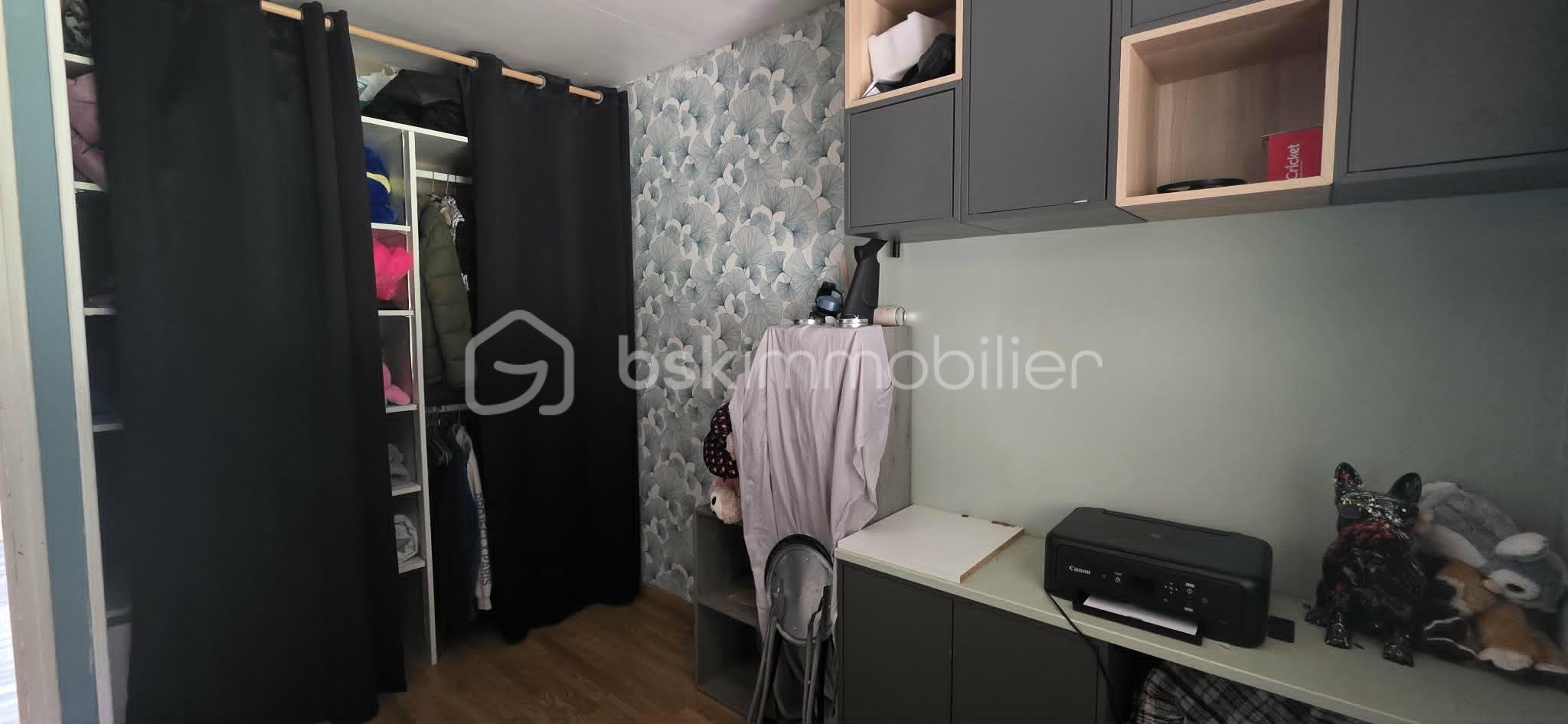 Dressing - Bureau (bas).jpg