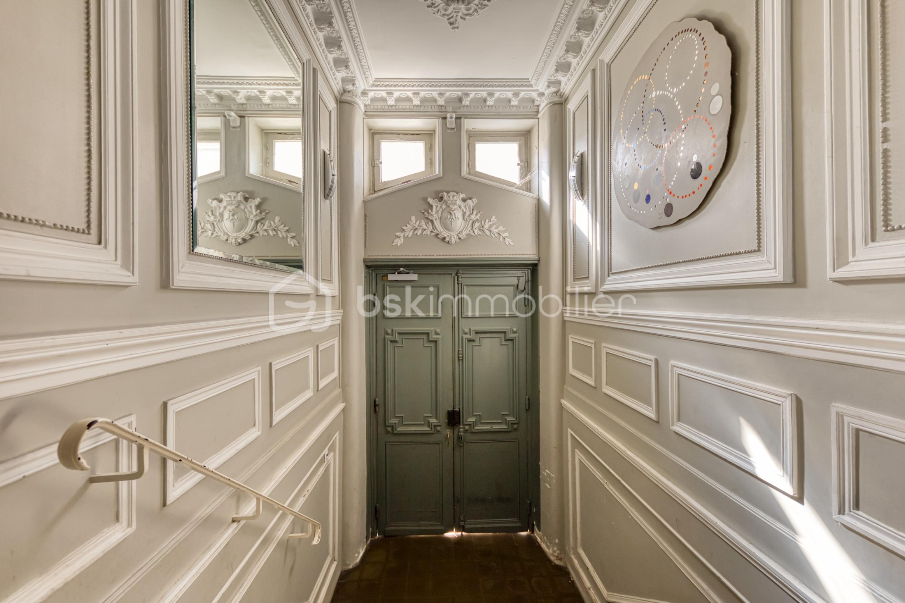entree immeuble.jpg