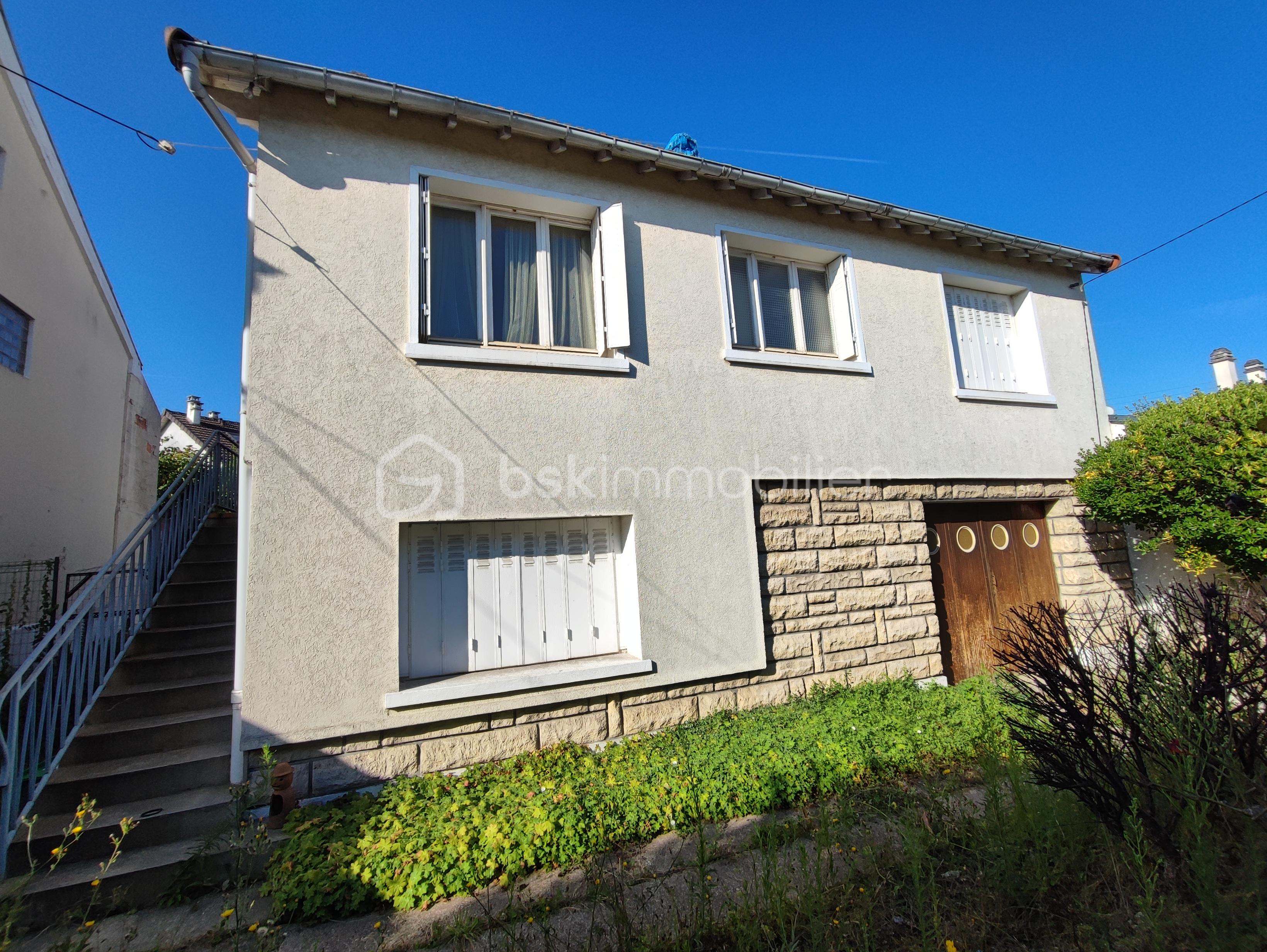 Maison de 130 m² - 1755846845303.jpg