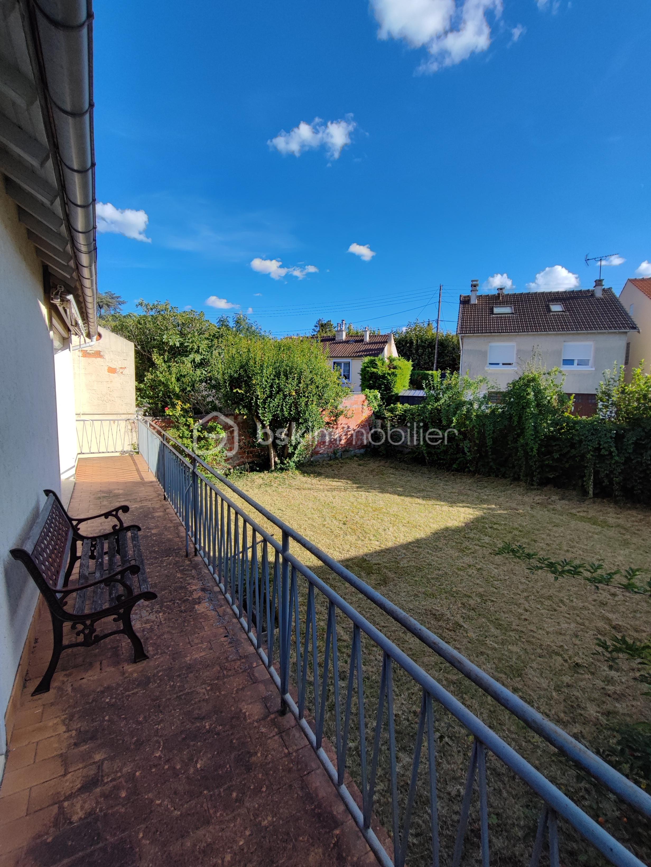 Maison de 130 m² - 1756403978314.jpg