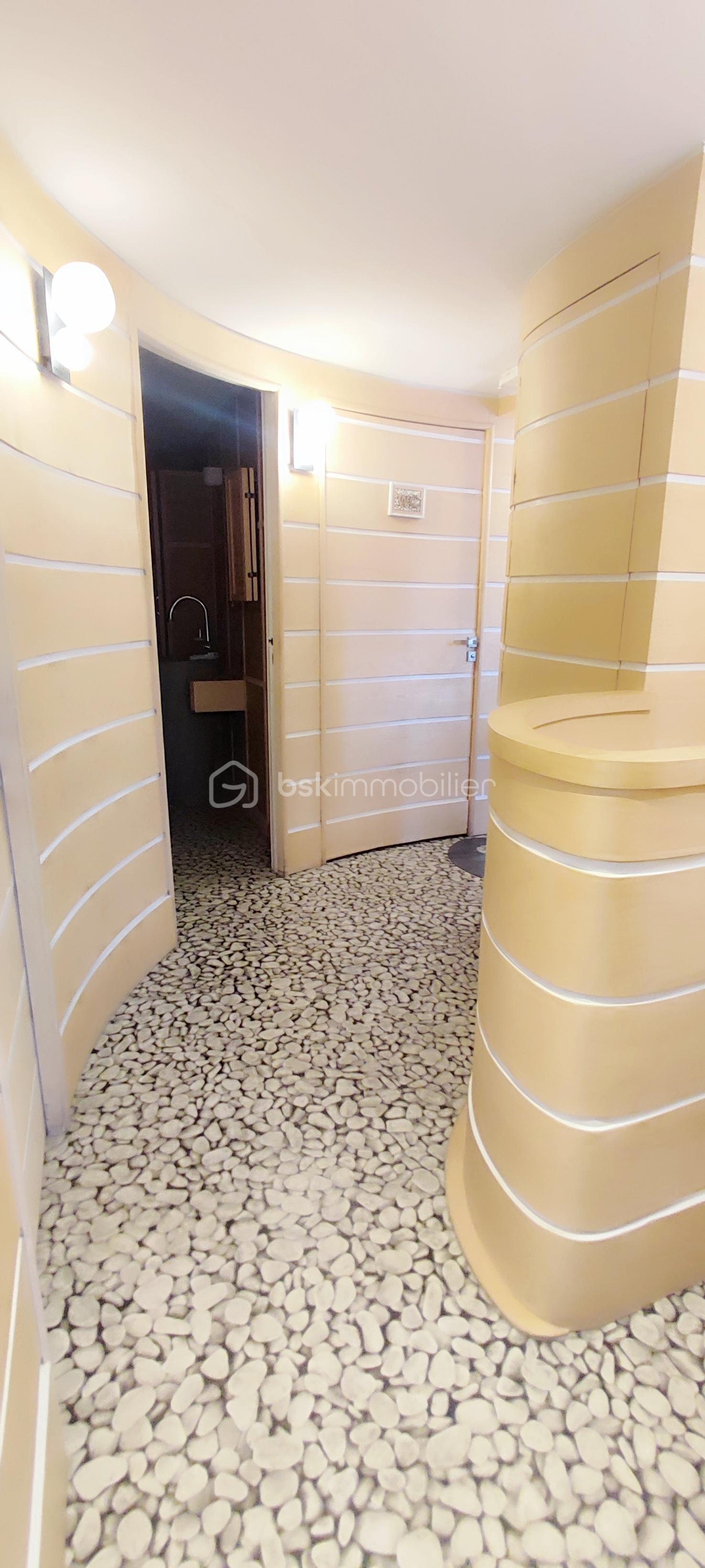 Fonds de commerce - 1763302218893.jpg