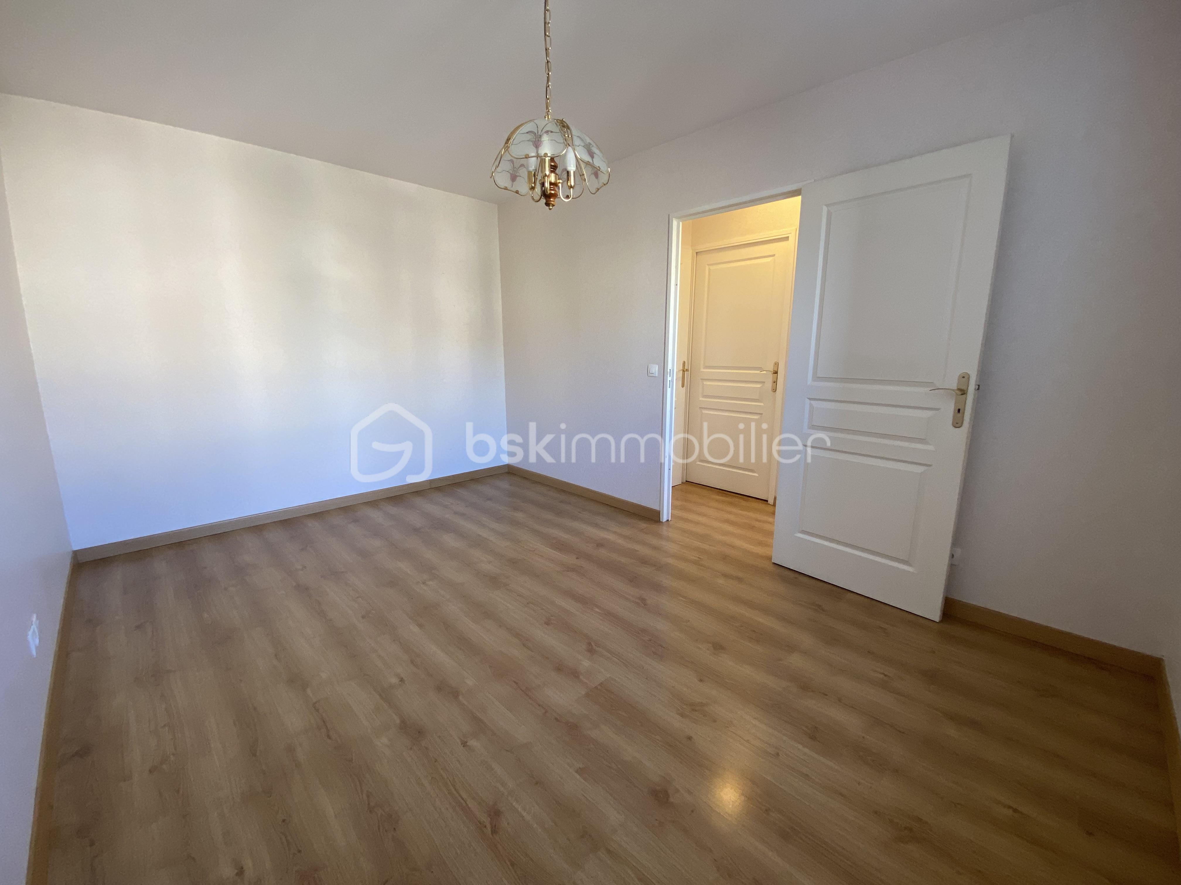 Appartement de 48,38 m² - 14 chambre.JPG