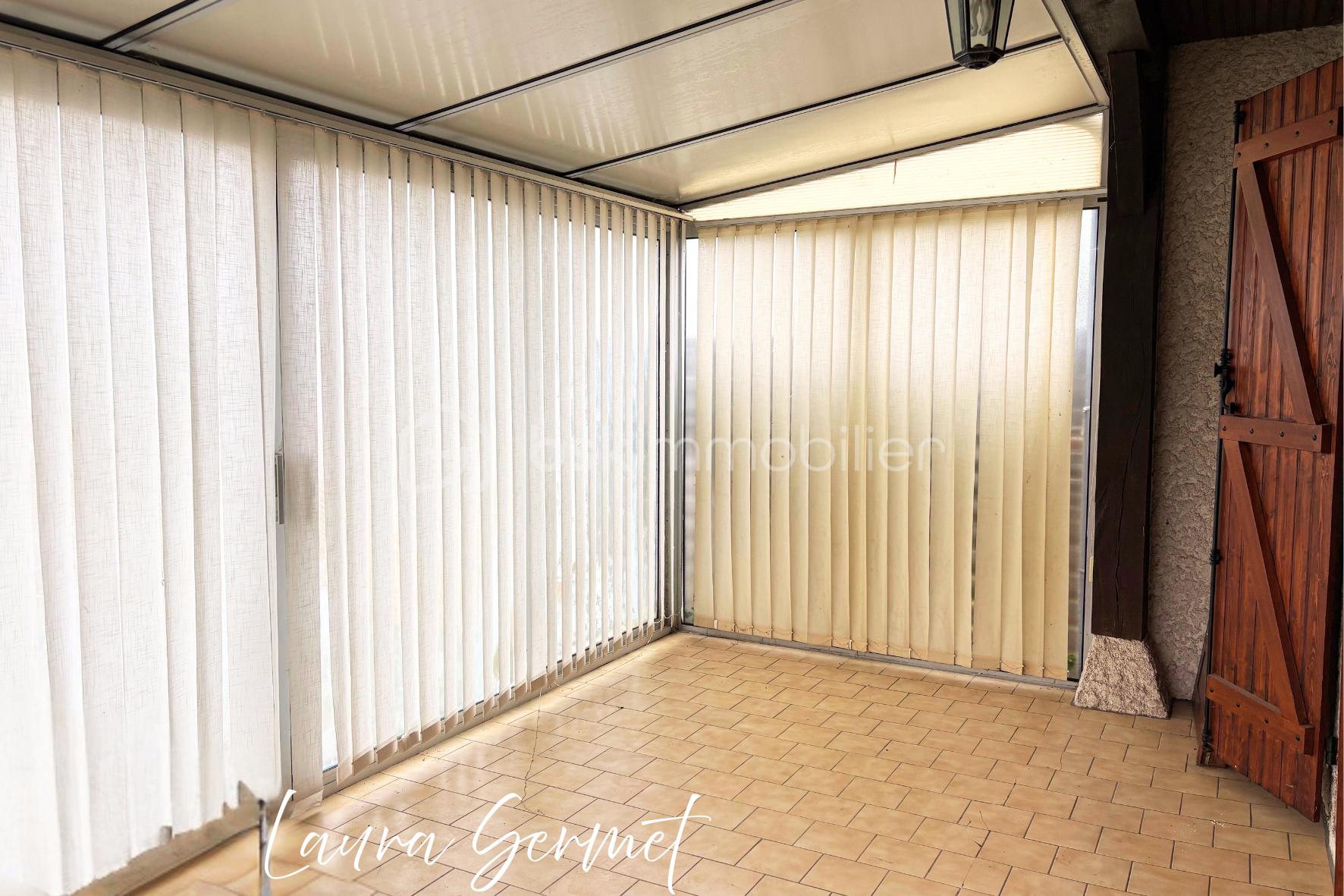 Pavillon de 90 m² - 1000001146.png