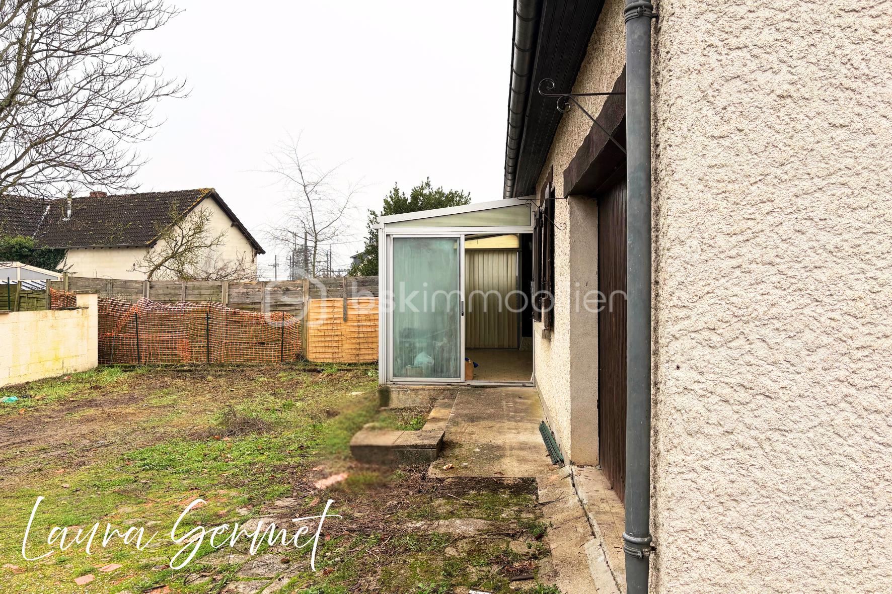 Pavillon de 90 m² - 1000001126.png