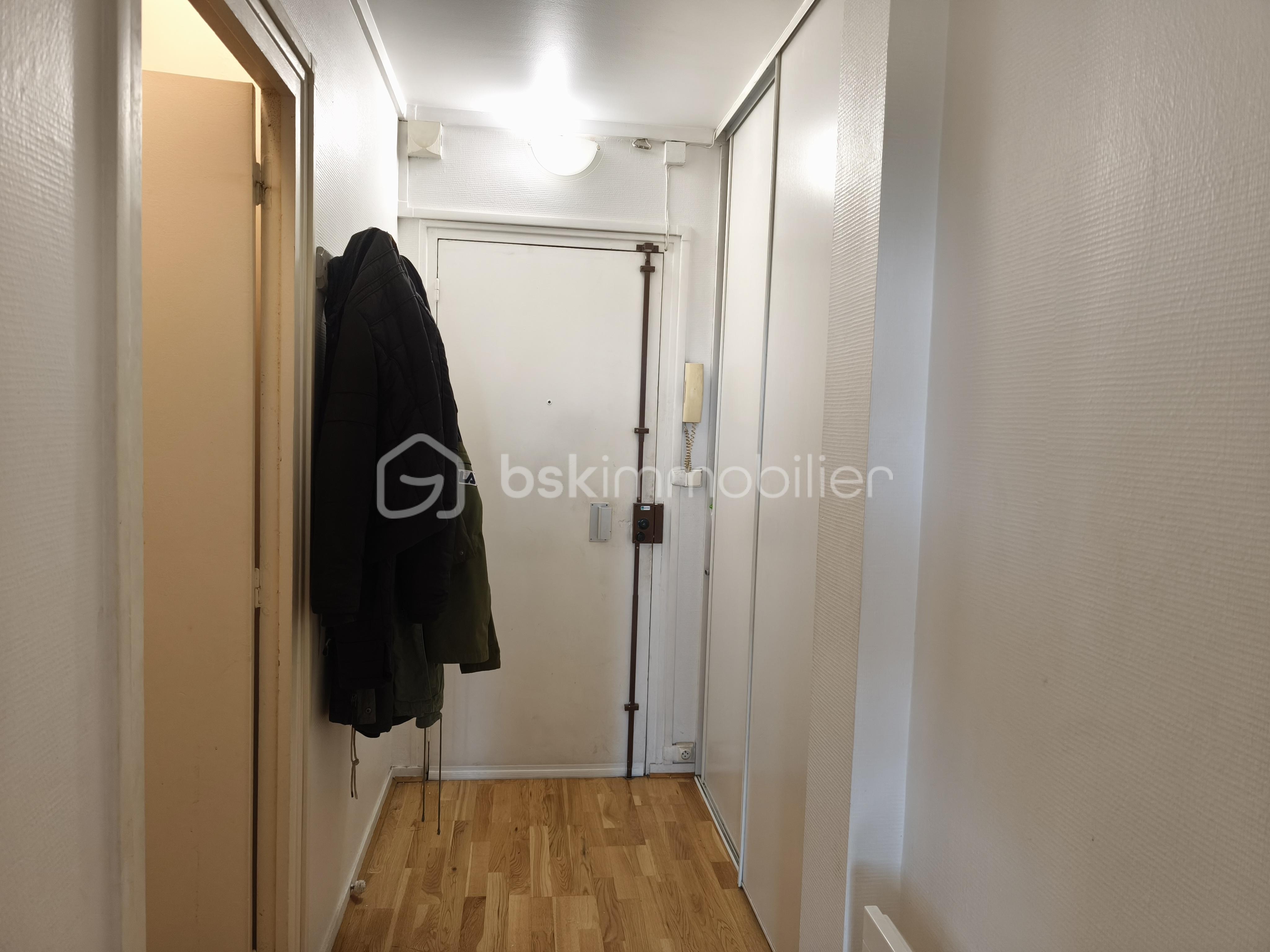Studette de 28,88 m² - 1000029757.jpg