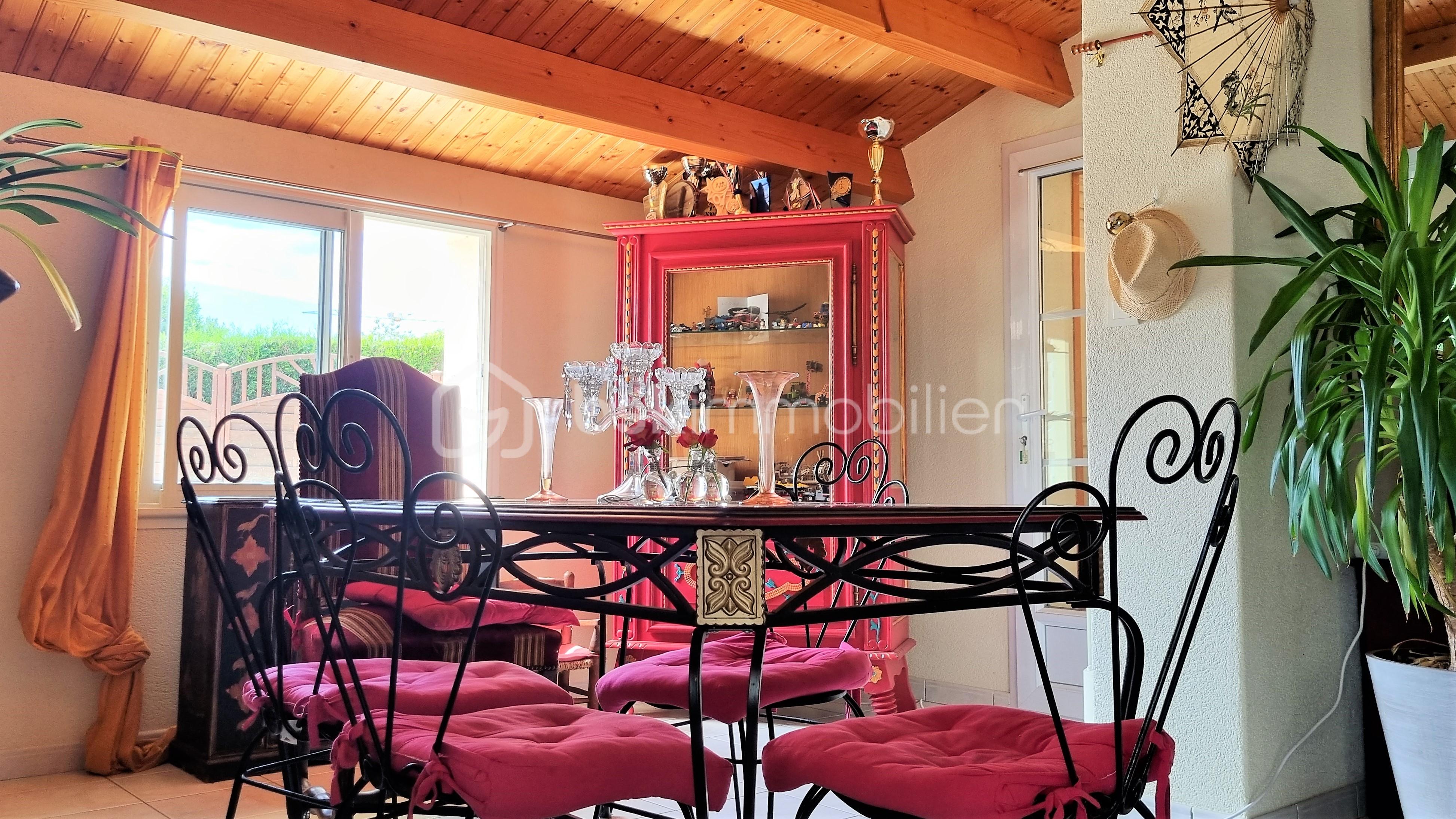 Maison 4 pièces 102 m² · à Saint-Julien-des-Landes · 102 m² · 287 000 €