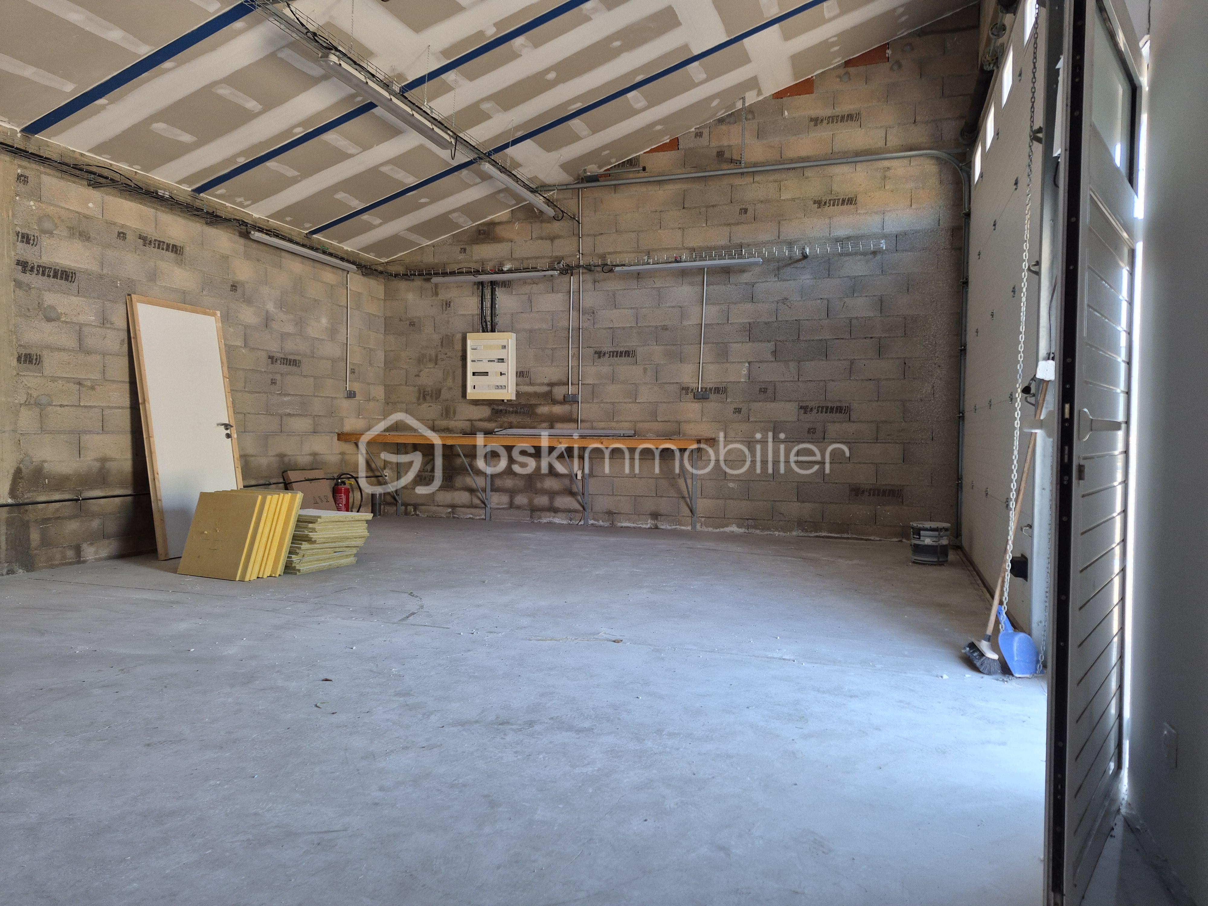 Immeuble de 820 m² - 5.jpg