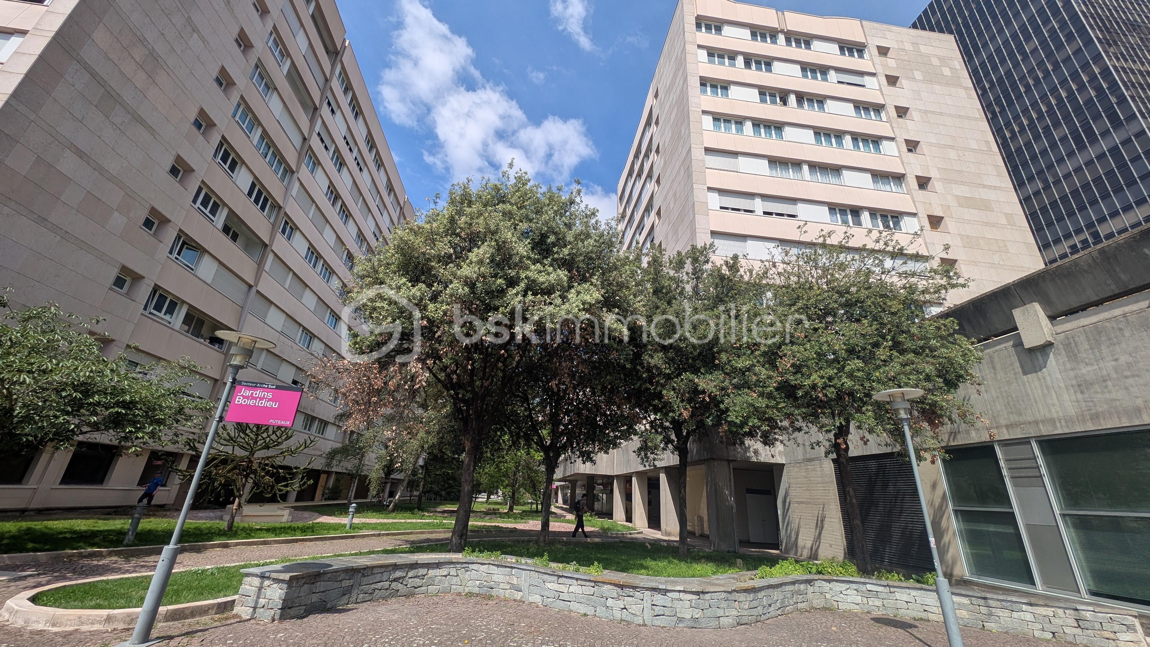 Appartement 4 pièces 82 m² · à Puteaux · 81,8 m² · 439 000 €