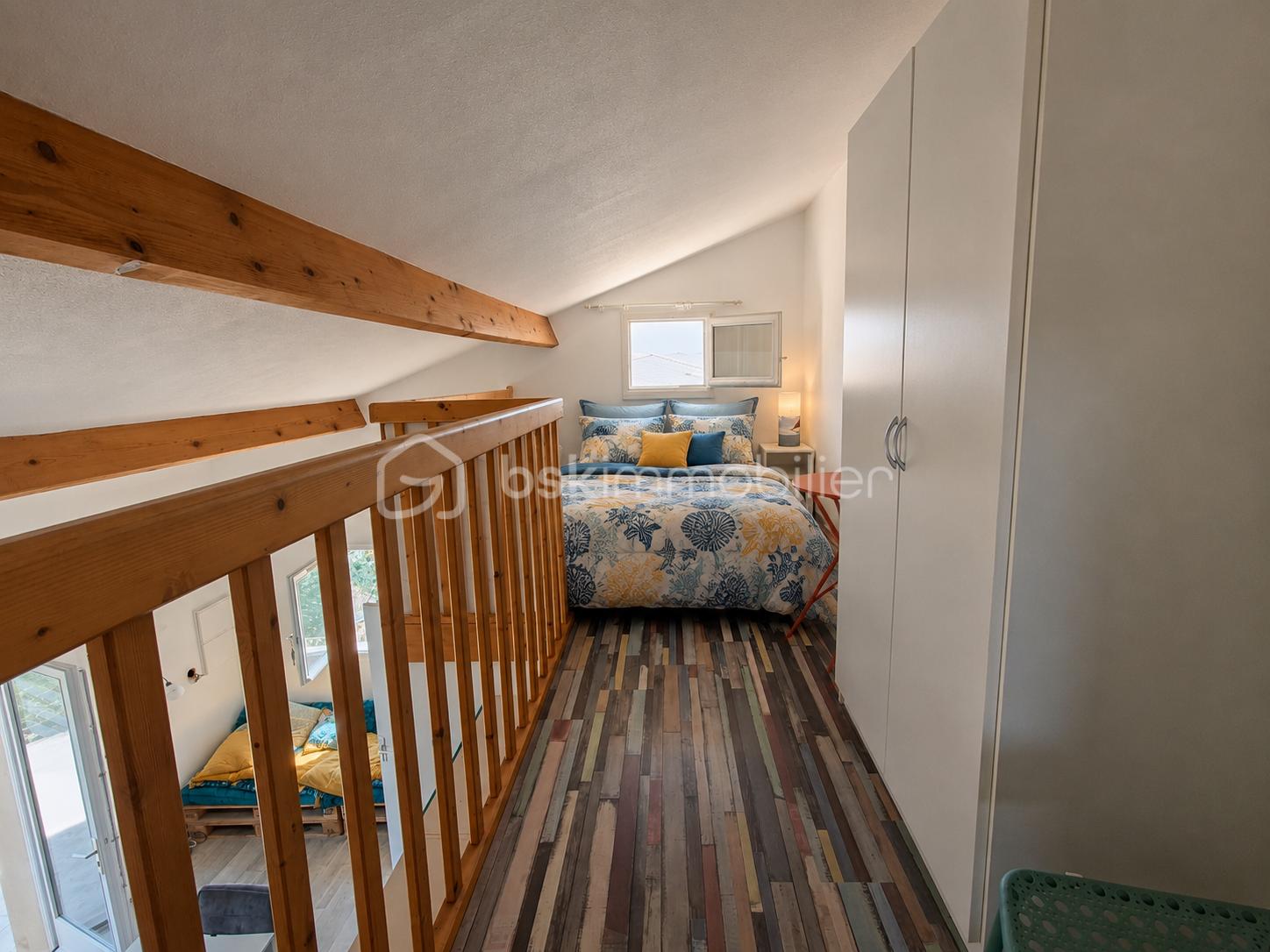 mezzanine avec armoire.png