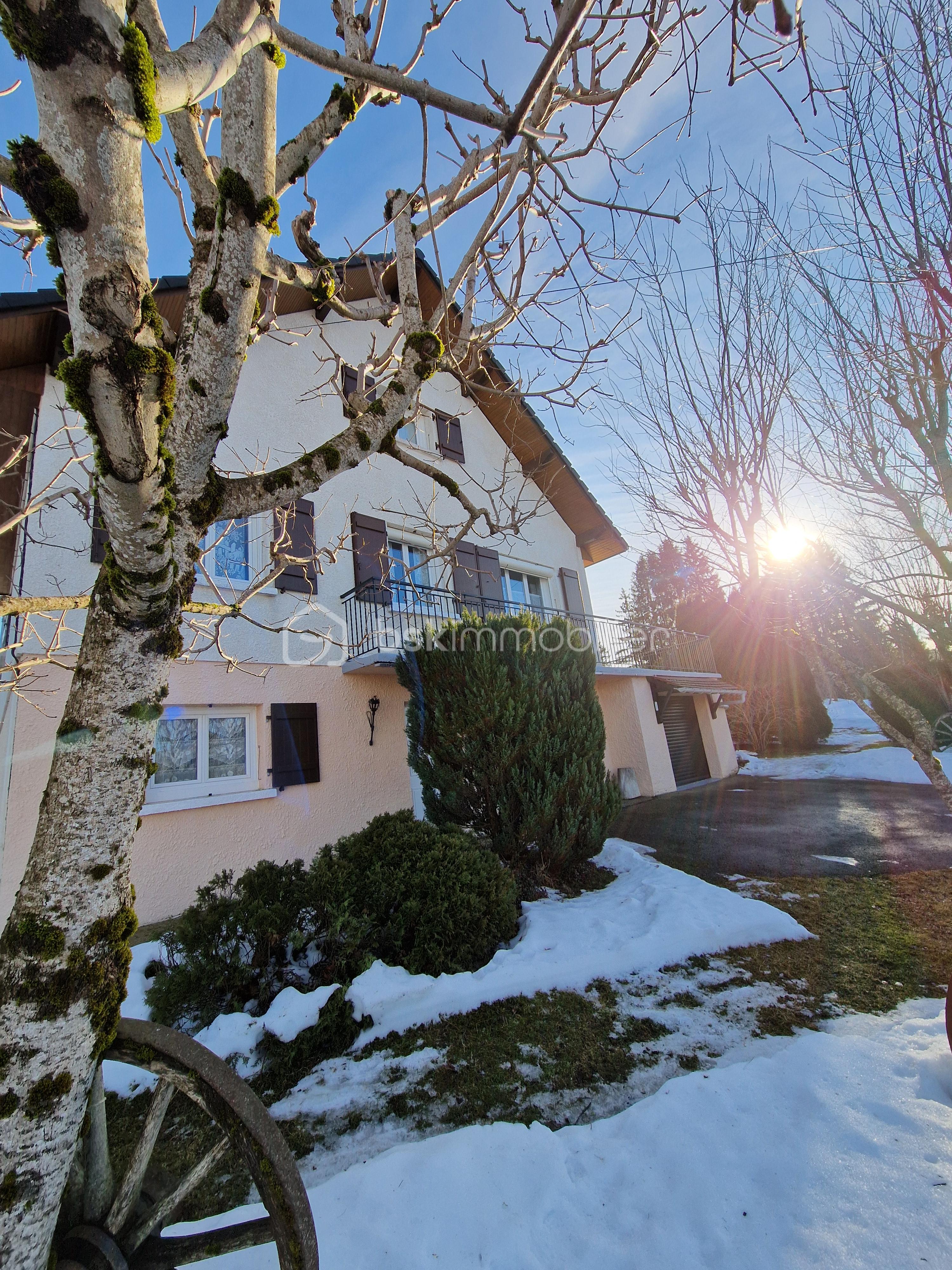 Maison de 110 m² - EXT FACADE DEVANT.jpg