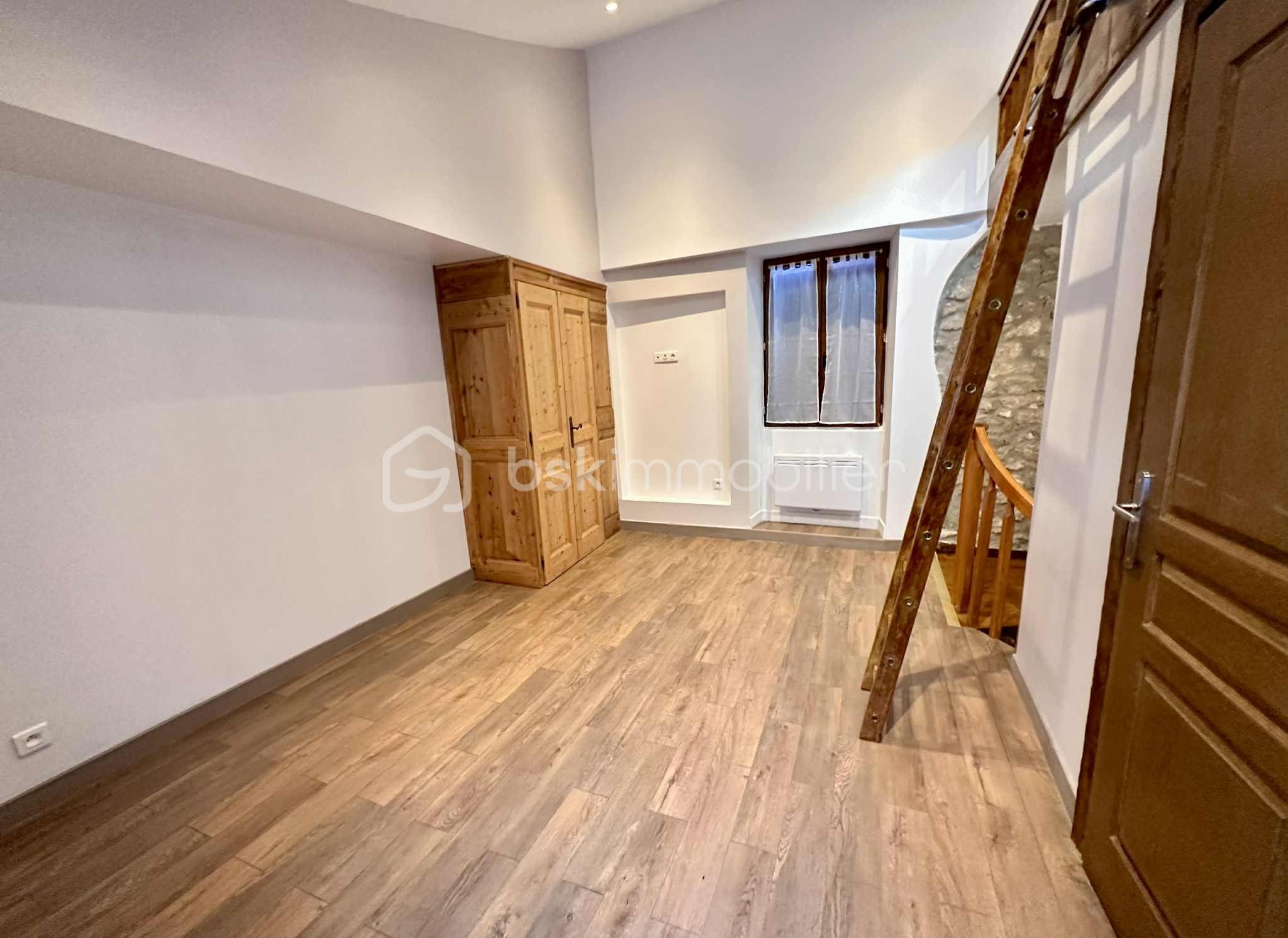 Maison de ville de 65 m² - 275248da-043d-41a3-bb77-98f50594d660.jpeg