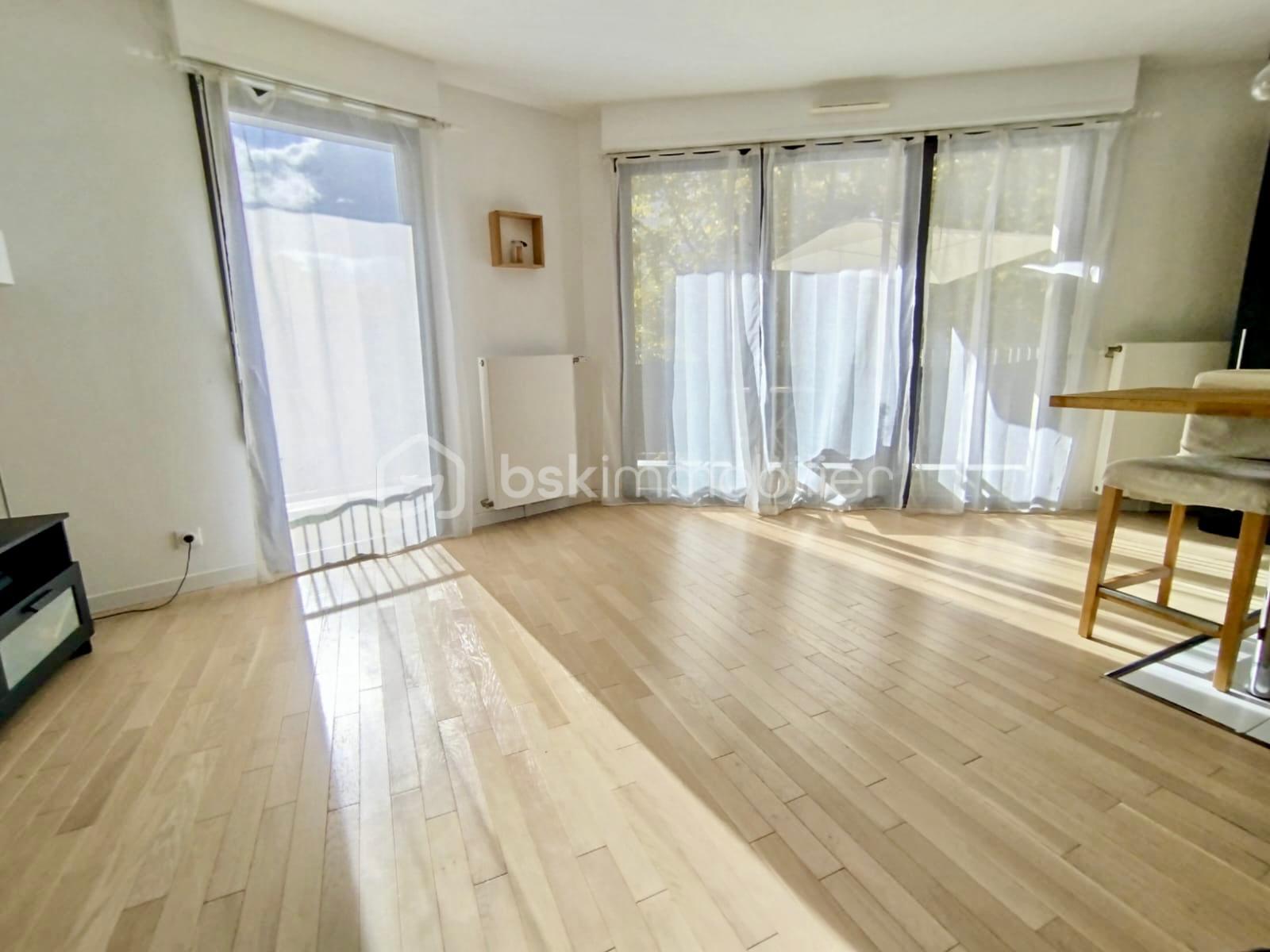 Appartement de 65,79 m² - SALON.JPG