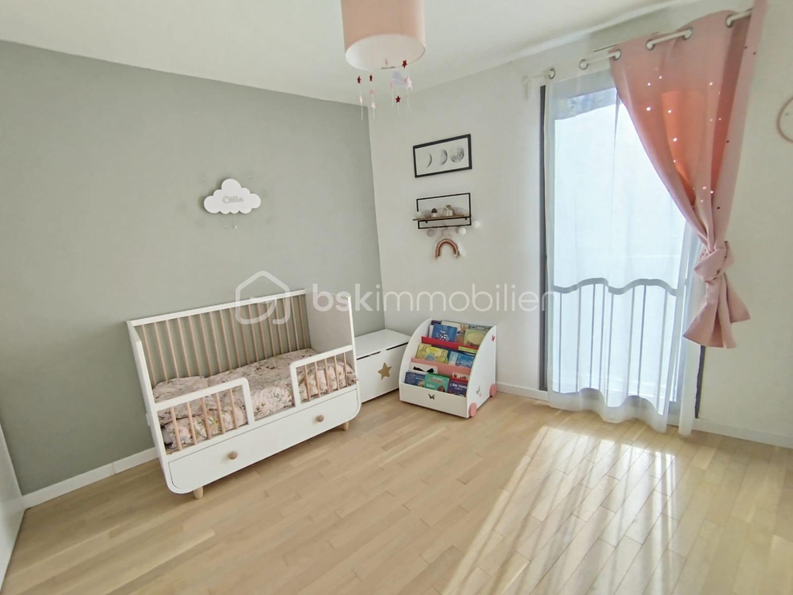 Appartement de 65,79 m² - CHAMBRE 2.JPG