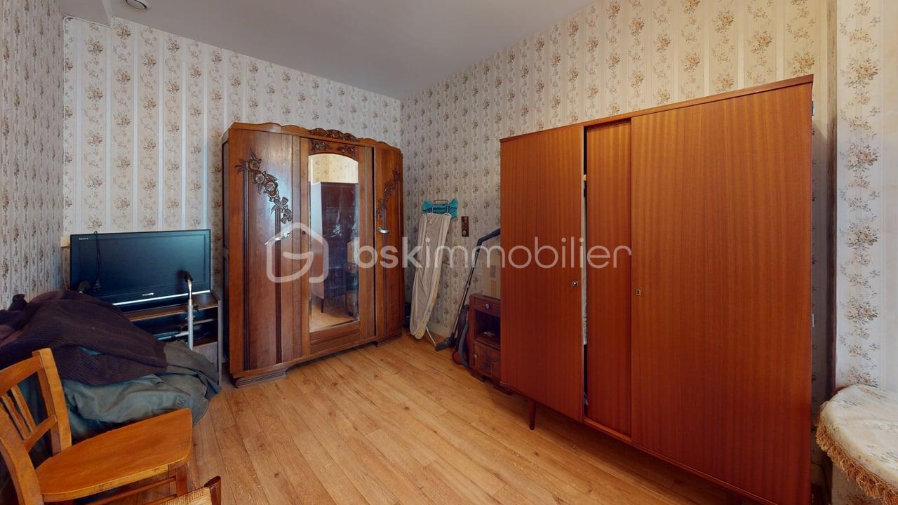 Corps de ferme de 85 m² - VIAGER--Bedroom 3.jpg