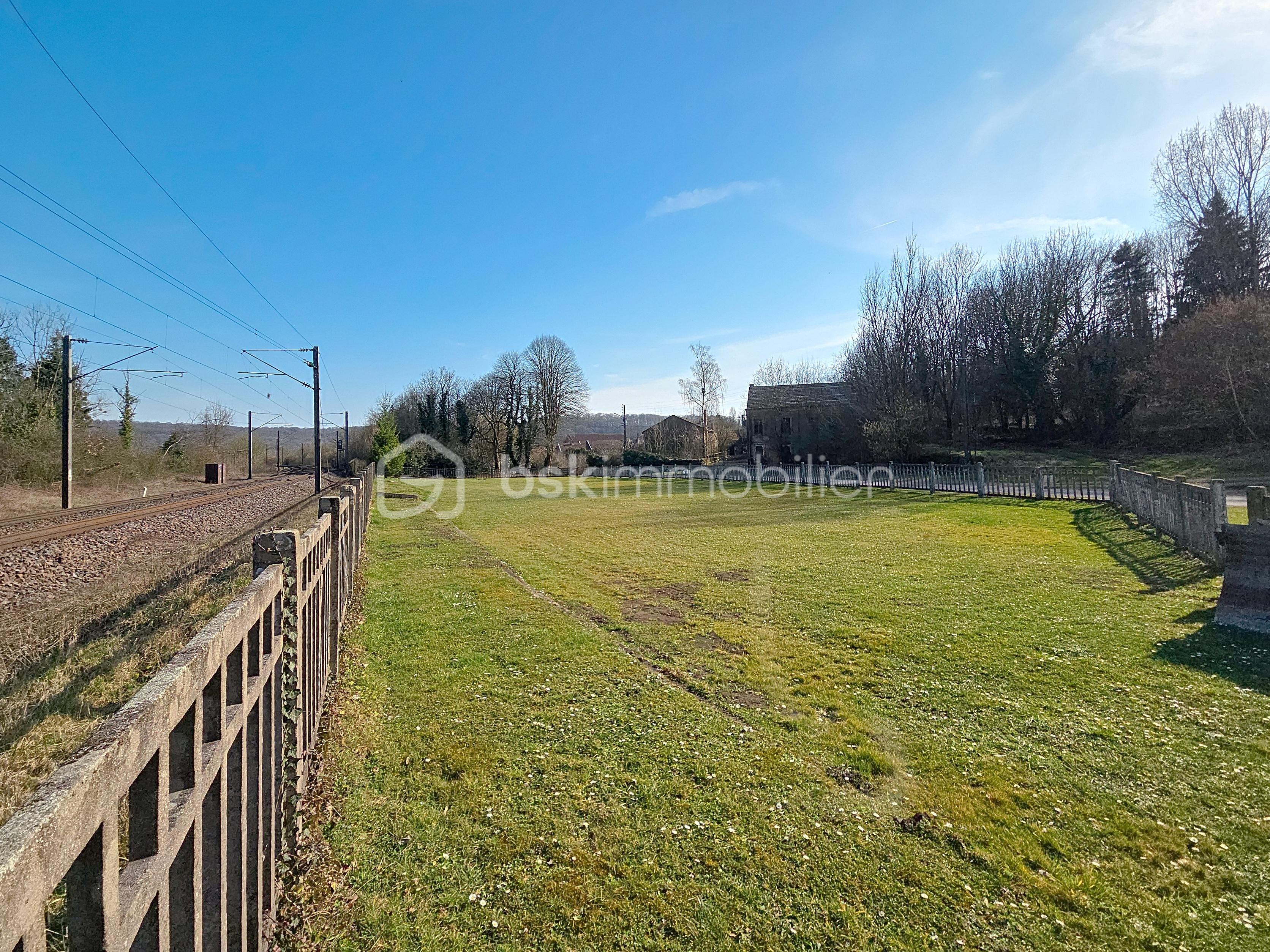 Maison de 727 m² - gare_00000_ac3cd1c.jpg