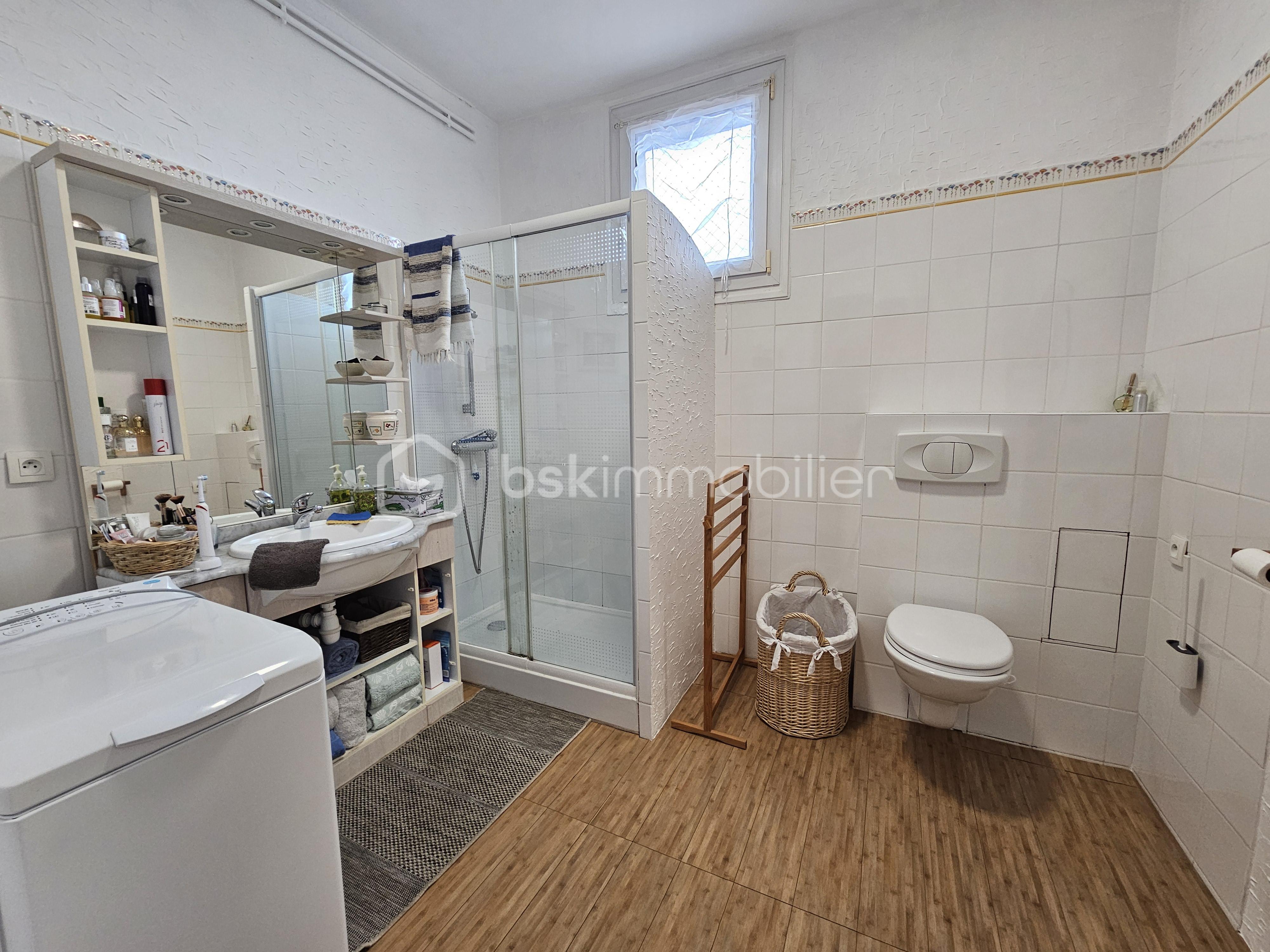 Appartement de 125,15 m² - photo_522771813e15eeedfe80b409c44e8ba8.jpg