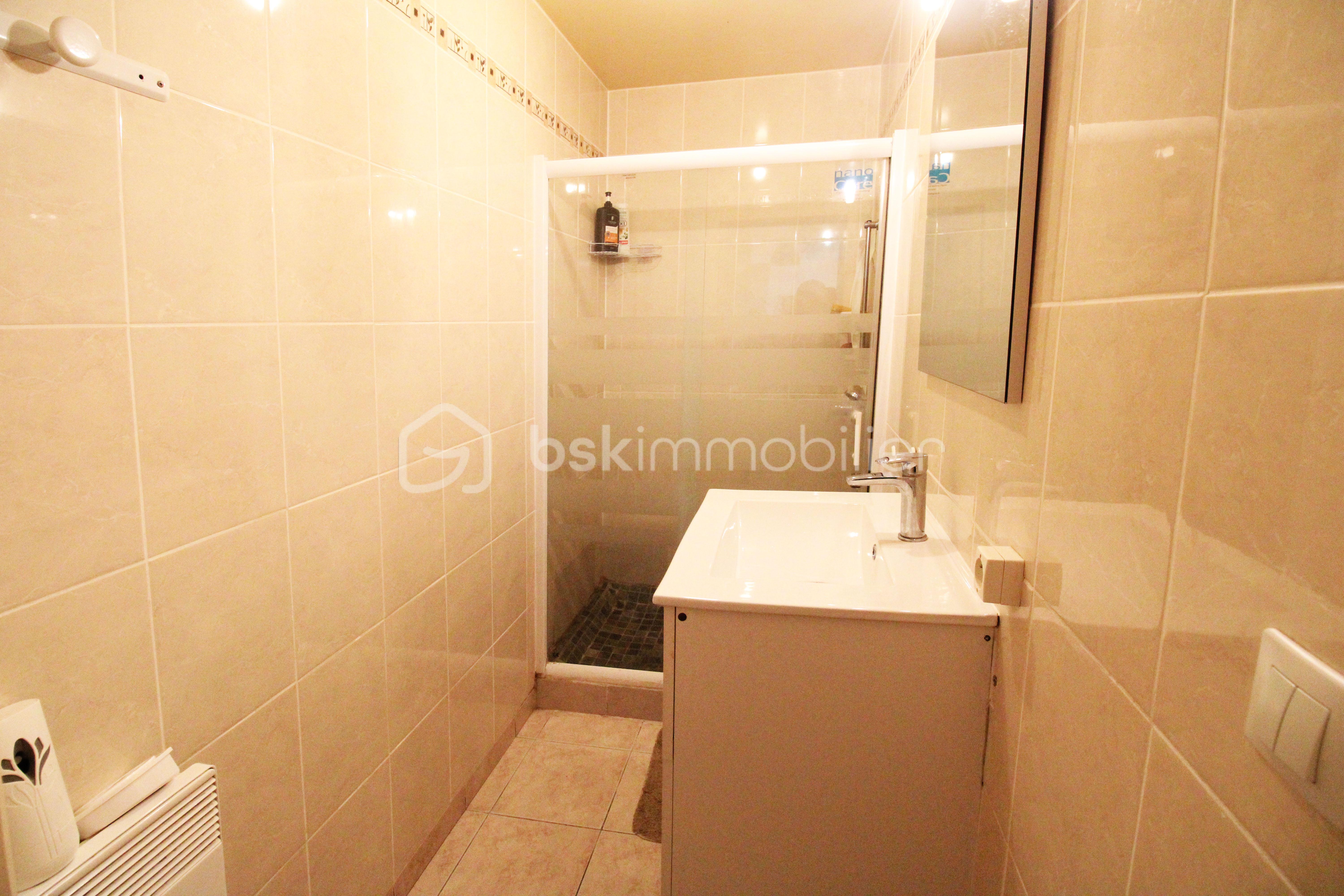 Maison traditionnelle de 136 m² - SDE2.jpg