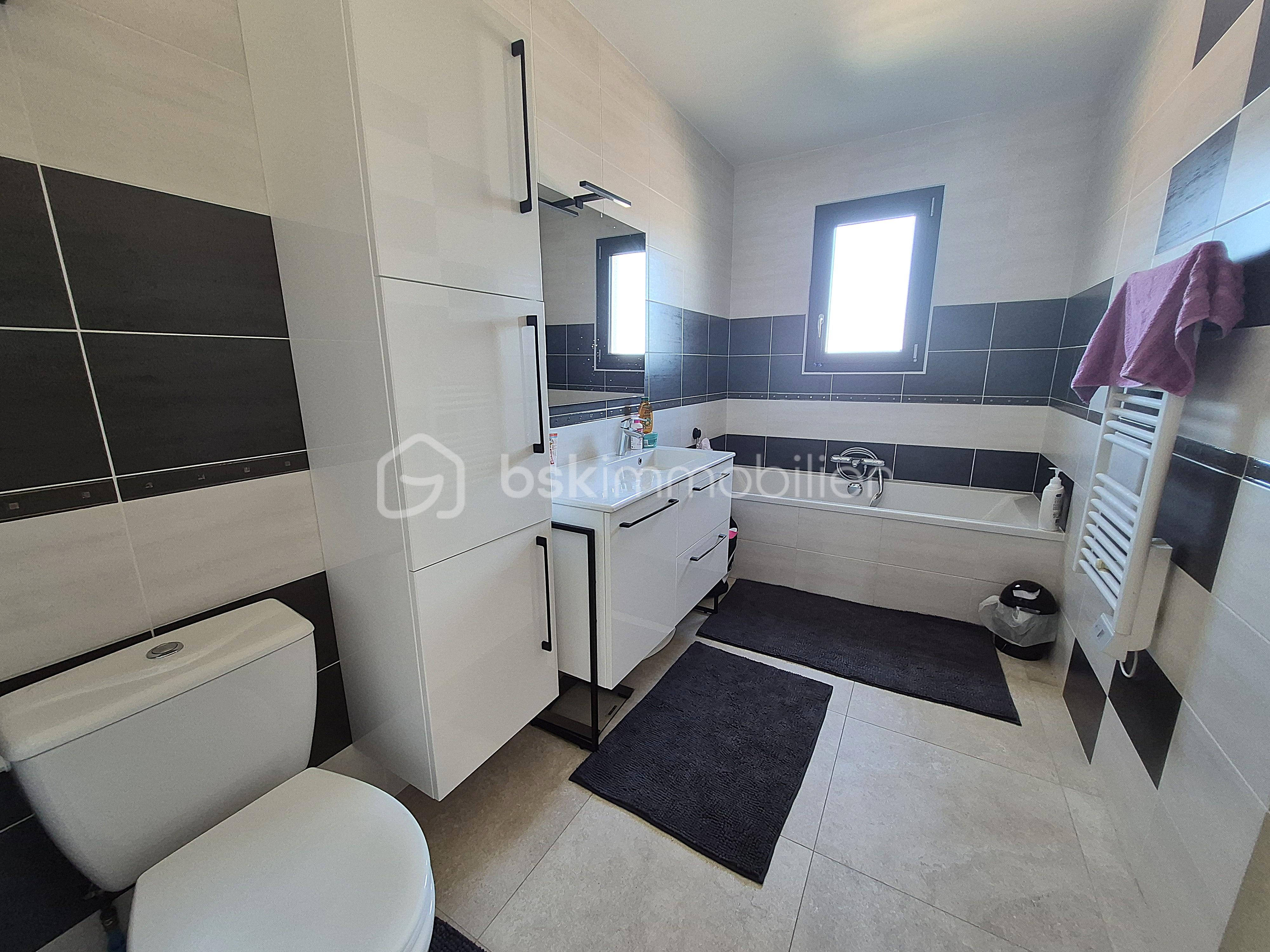 Maison contemporaine de 108 m² - 11.jpg