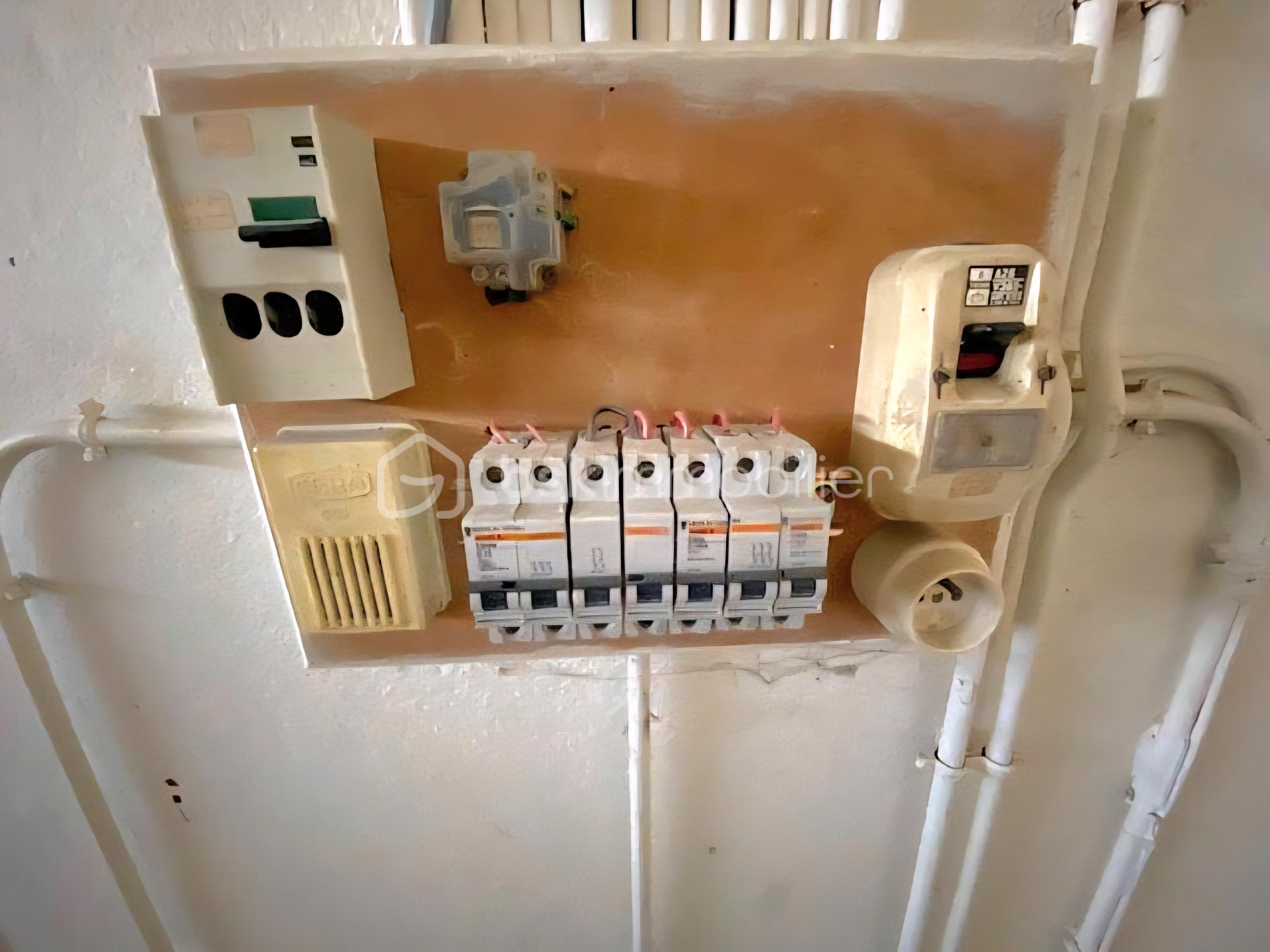 Maison de 95 m² - CERCAN 14.jpg