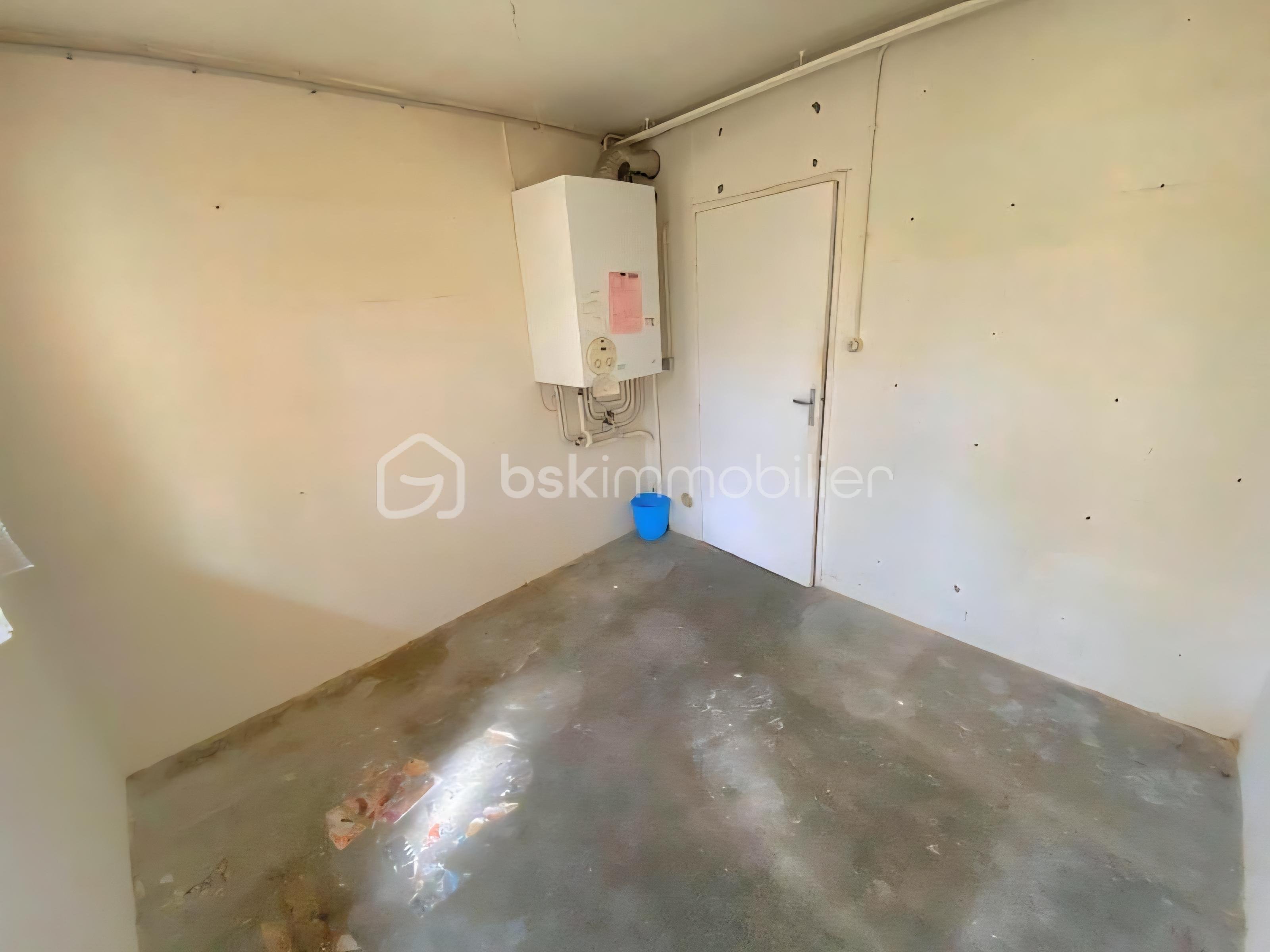 Maison de 95 m² - CERCAN 12.jpg