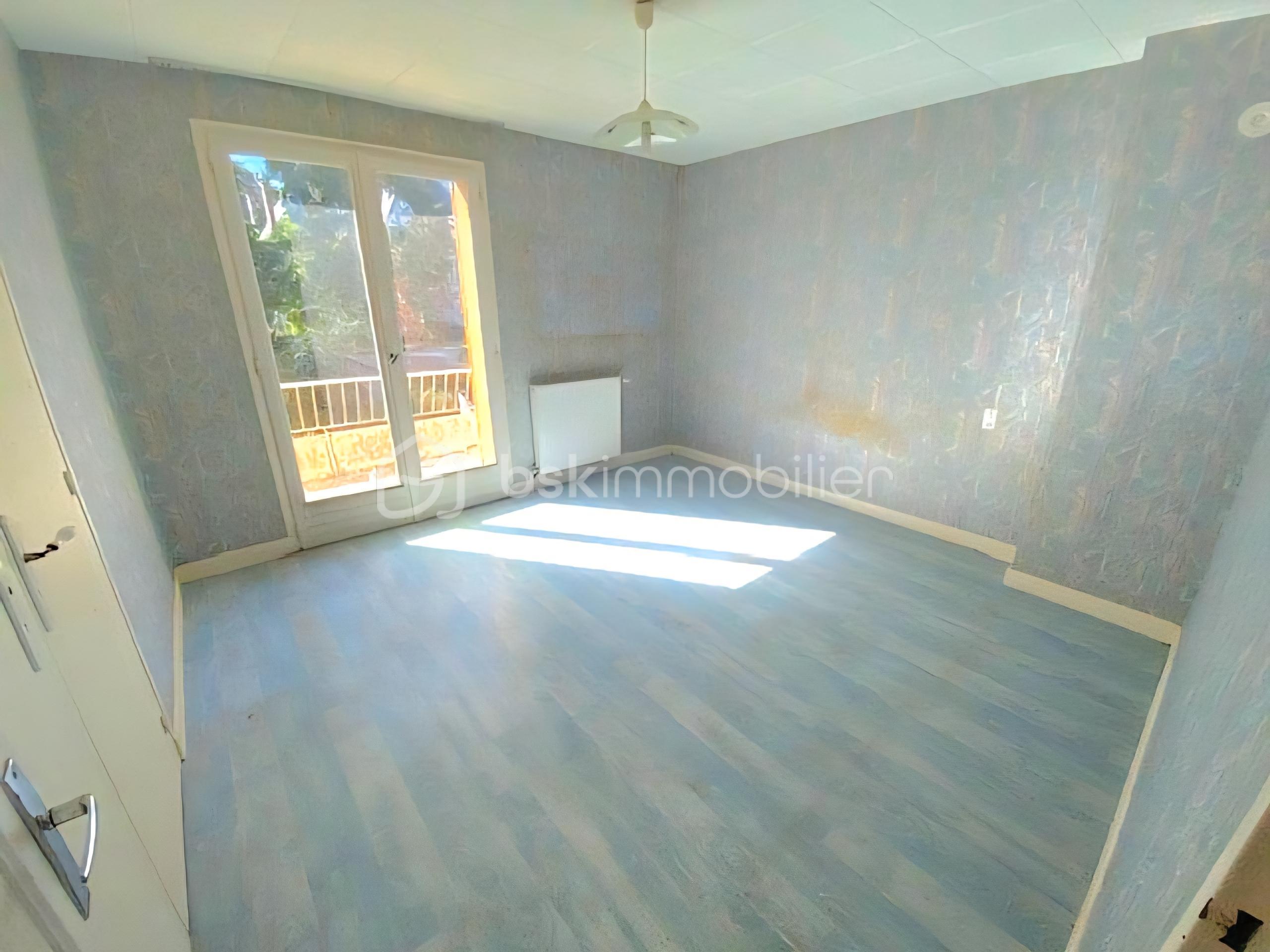 Maison de 95 m² - CERCAN 17.jpg