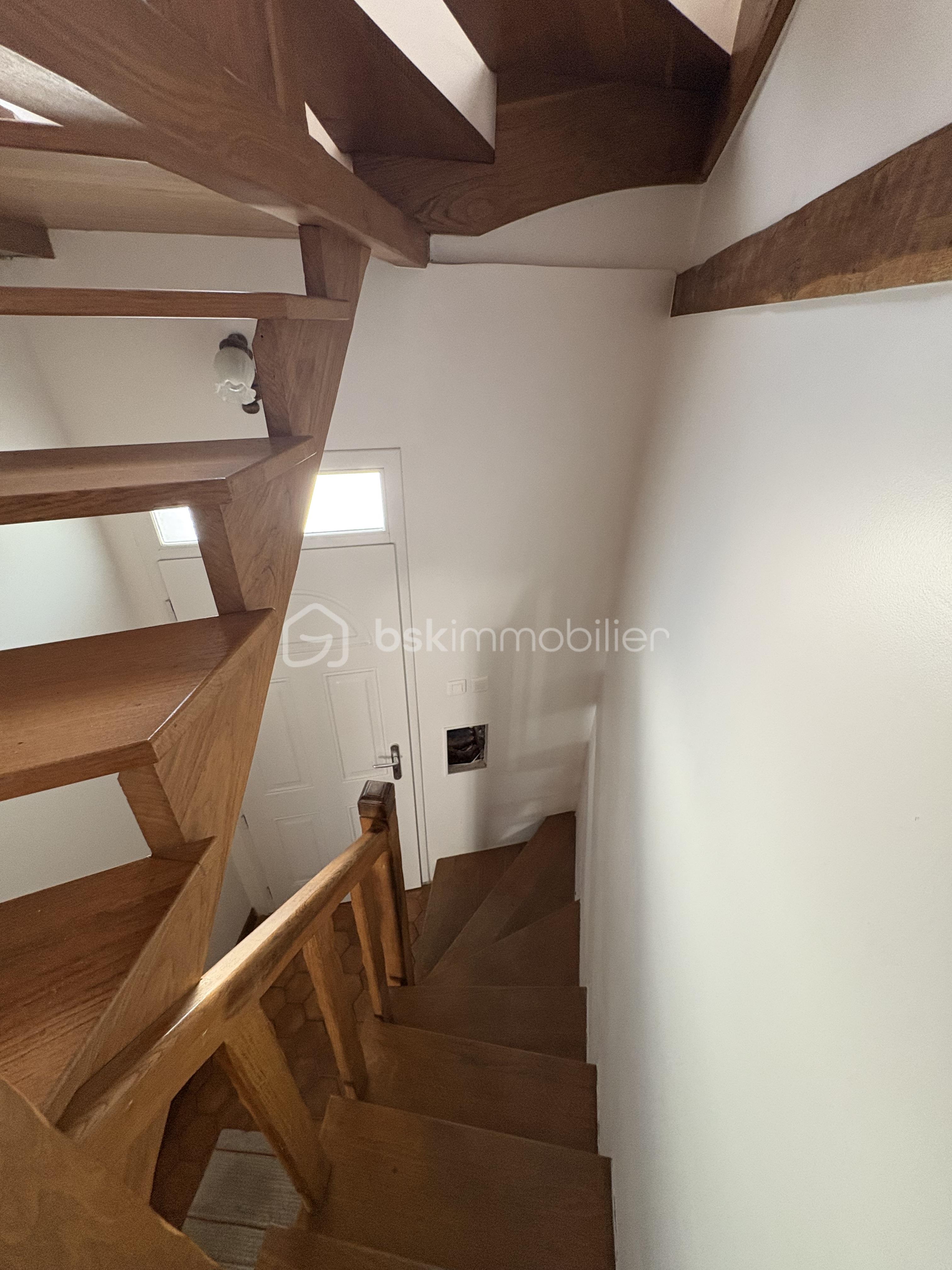 Maison de 80 m² - Escaliers.jpg