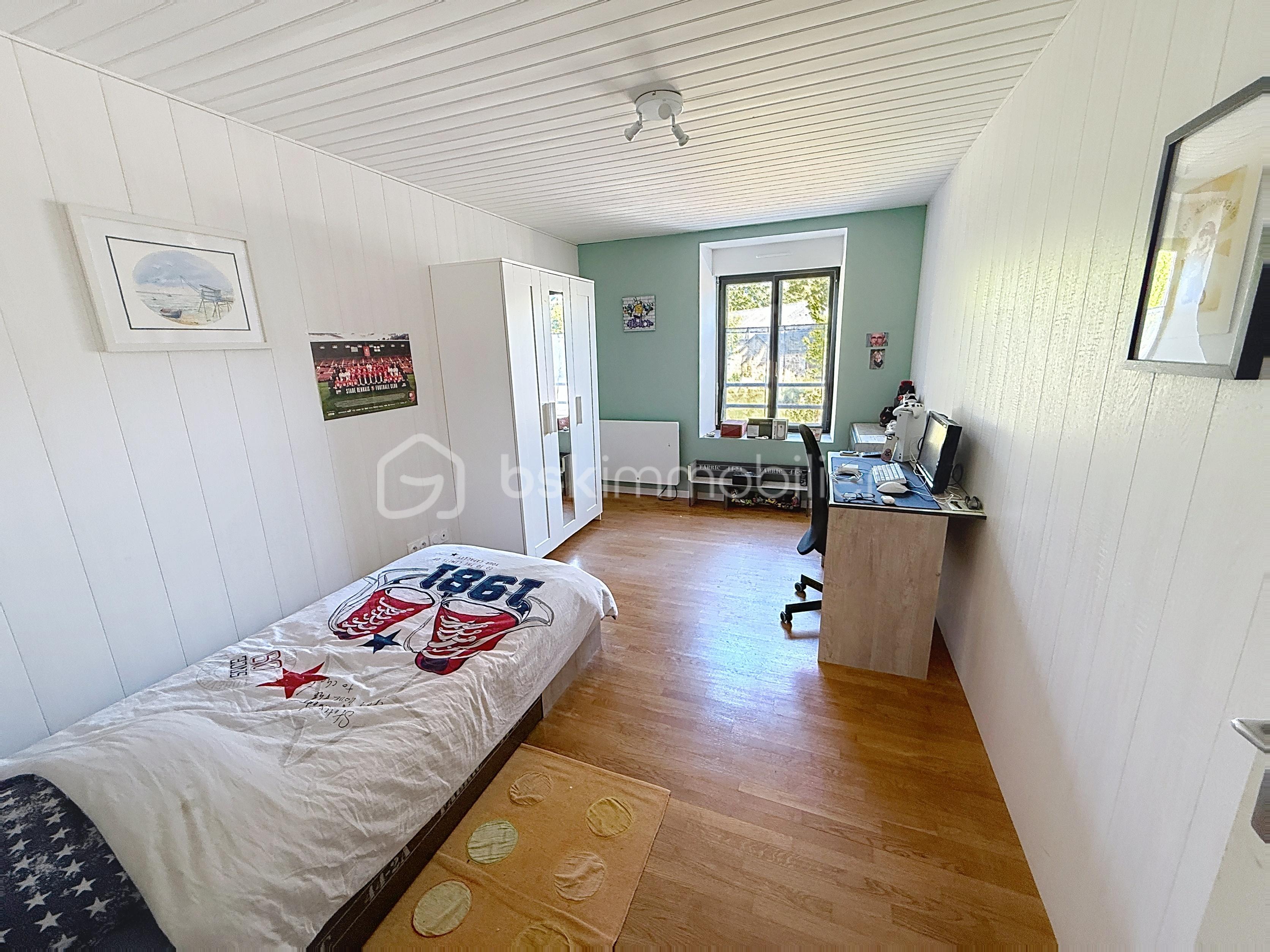 Demeure de 295 m² - cogles_00006.jpg