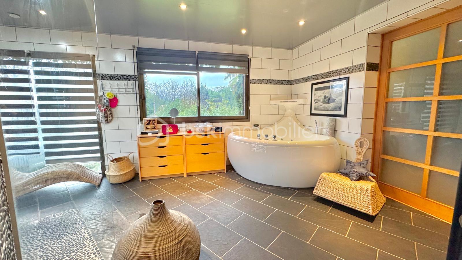 Maison d architecte de 192 m² - WhatsApp Image 2026-01-24 at 13.08.38 (7).jpeg