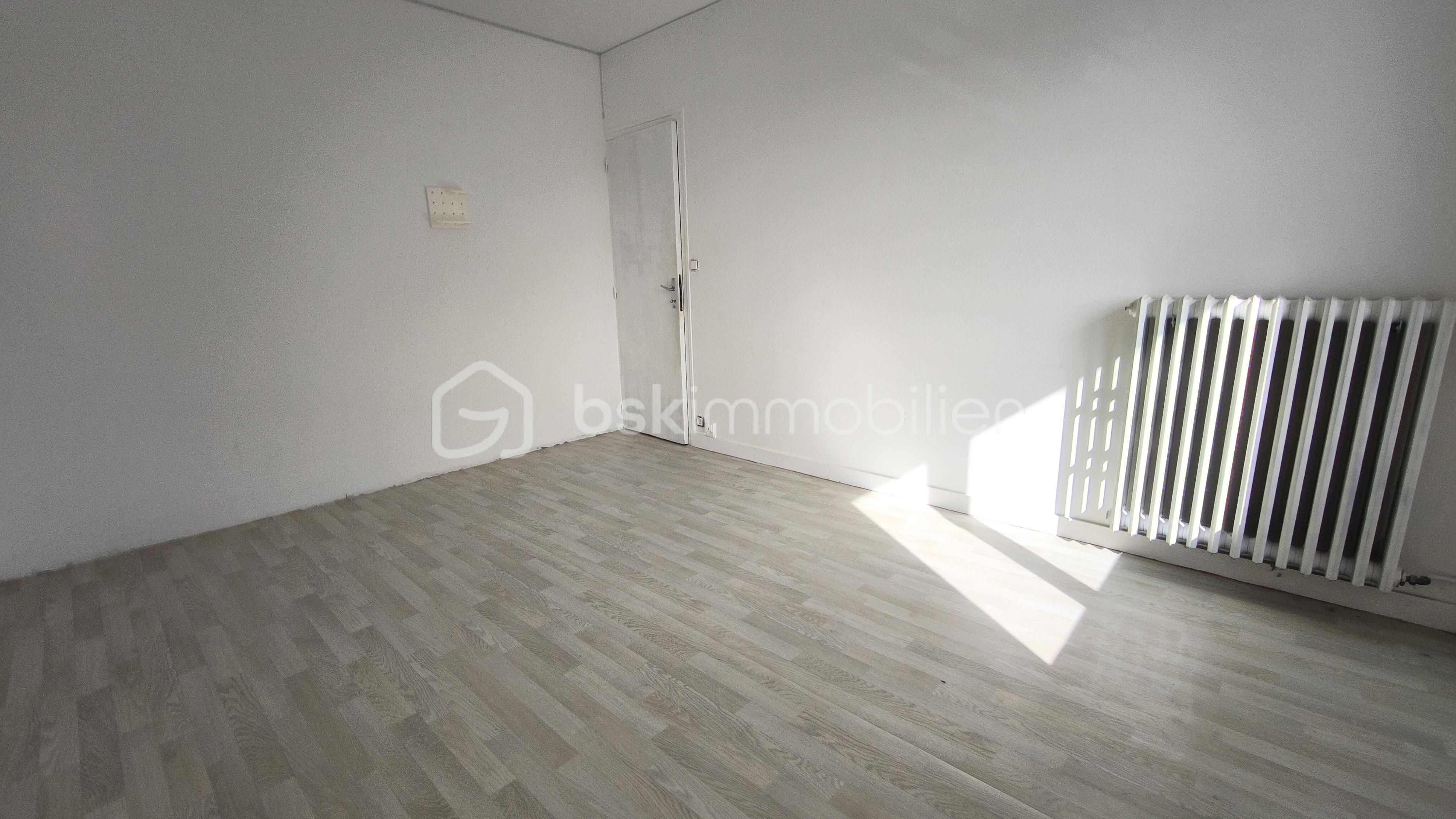 Maison traditionnelle de 111 m² - 1759733430653.jpg