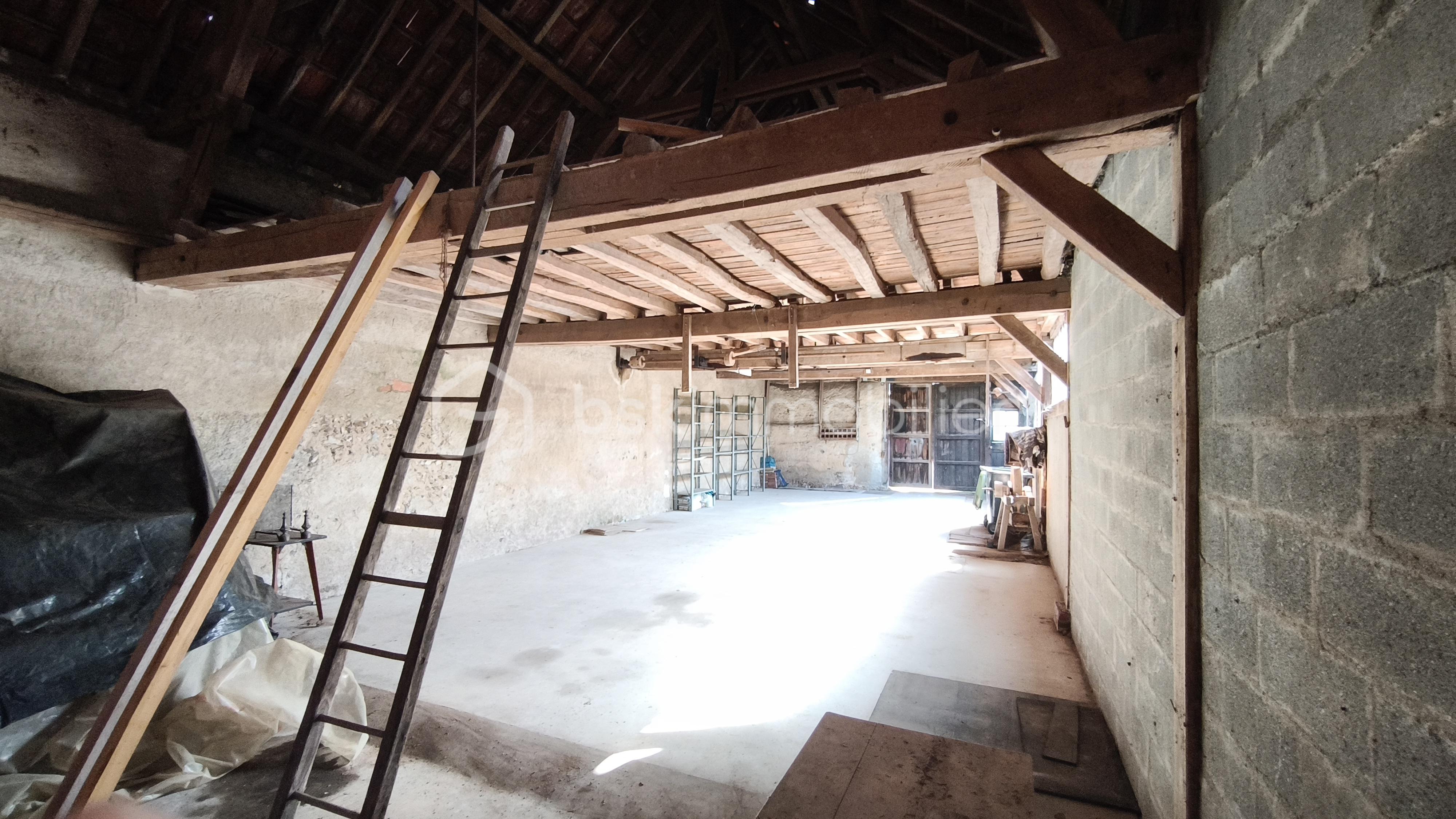 Maison traditionnelle de 111 m² - 1759733515282.jpg