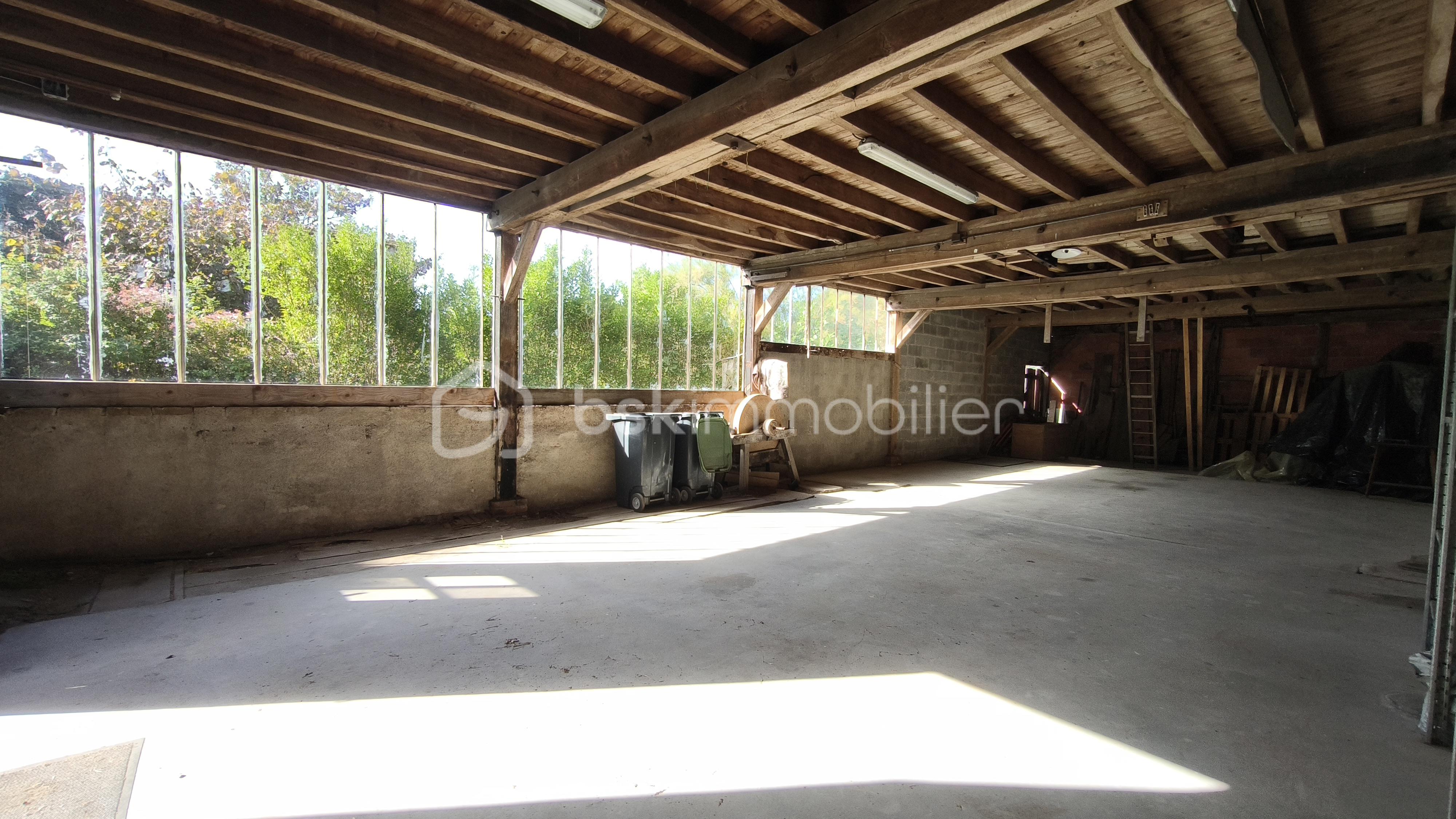 Maison traditionnelle de 111 m² - 1759733488260.jpg