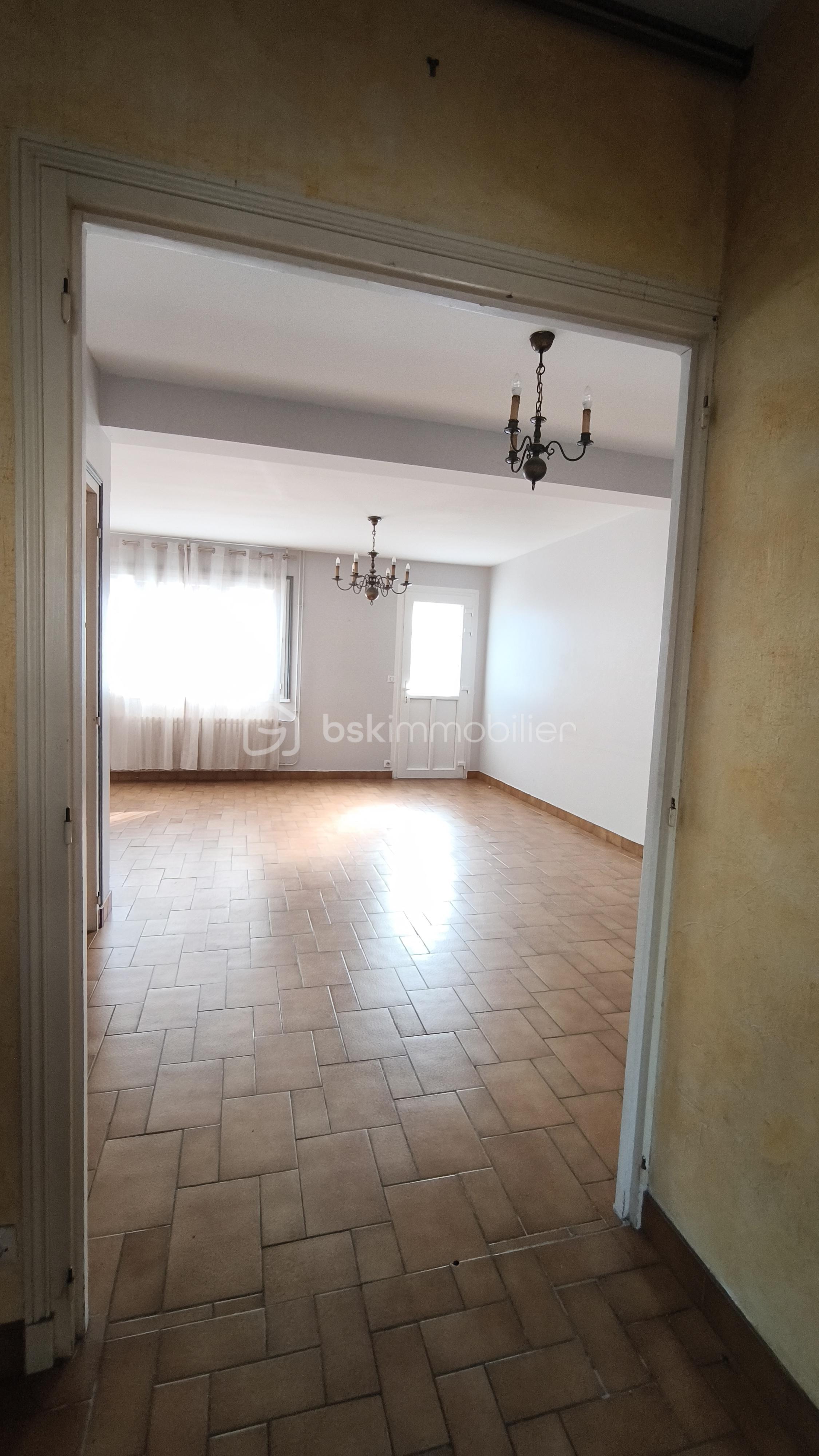 Maison traditionnelle de 111 m² - 1759733351295.jpg