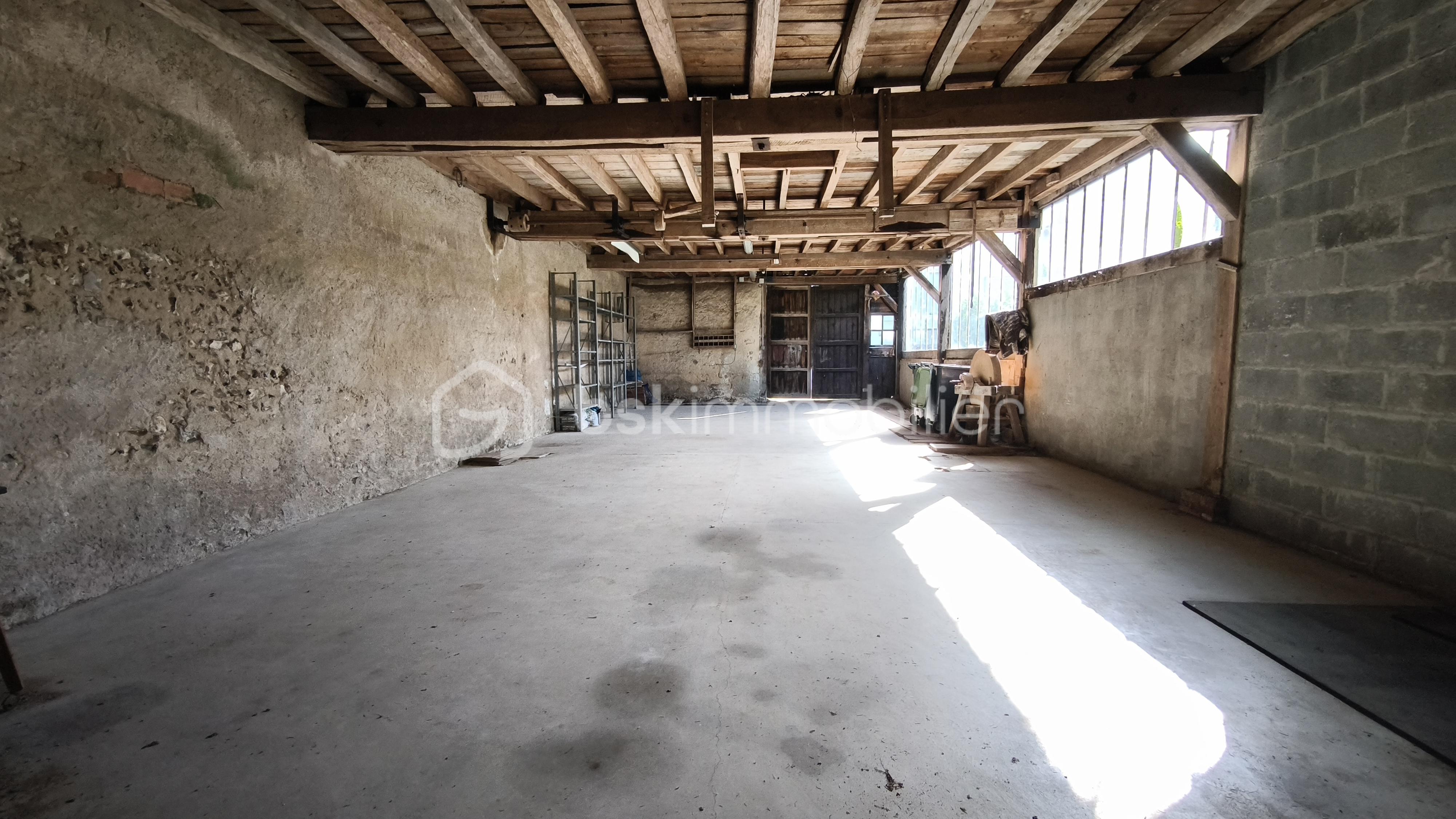 Maison traditionnelle de 111 m² - 1759733488251.jpg
