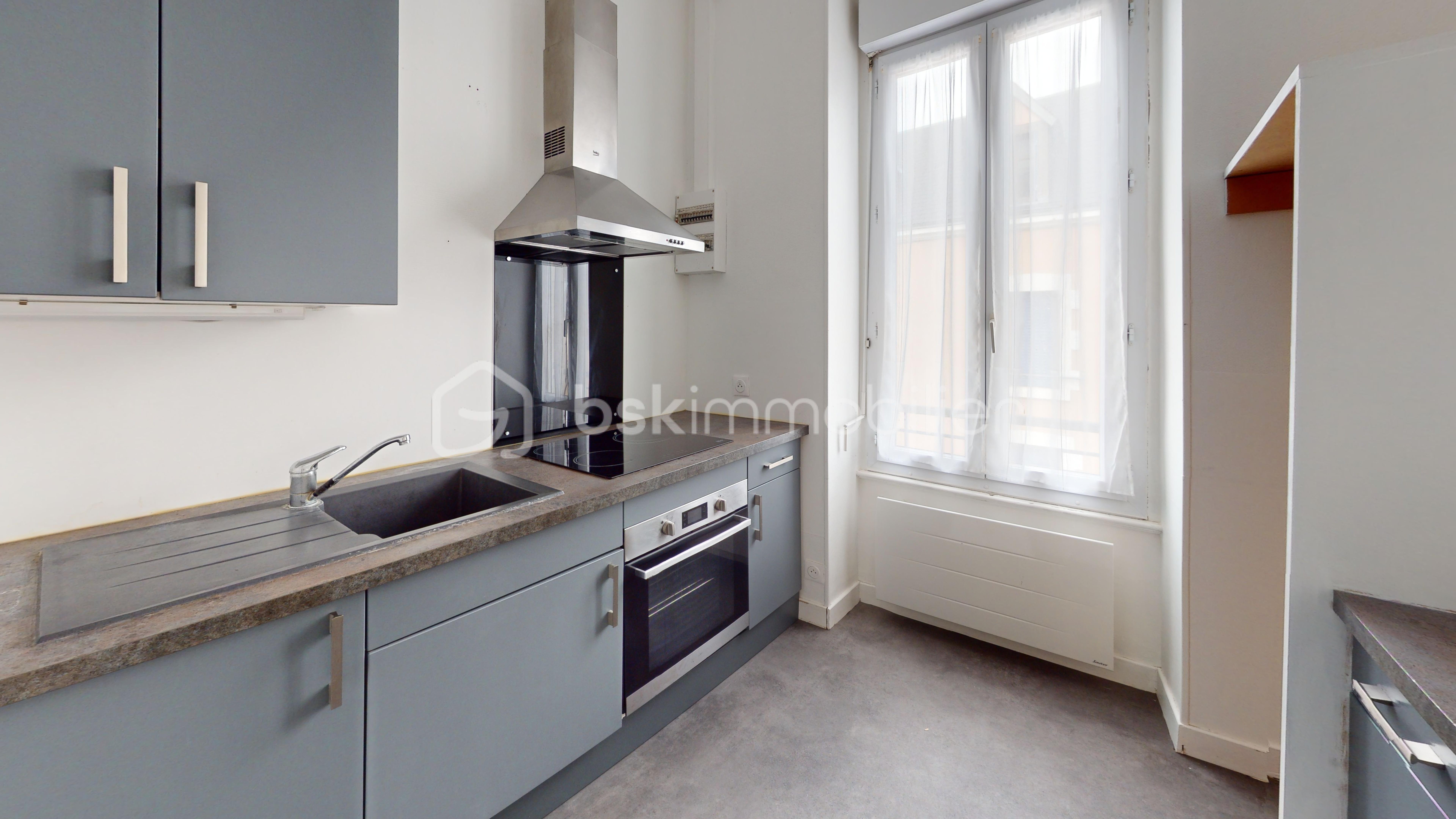 Lot2-Vierzon-Kitchen.jpg