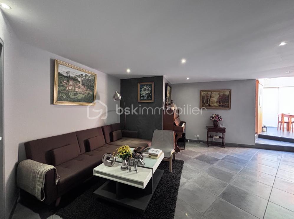 Maison de 136 m² - Salon2.png