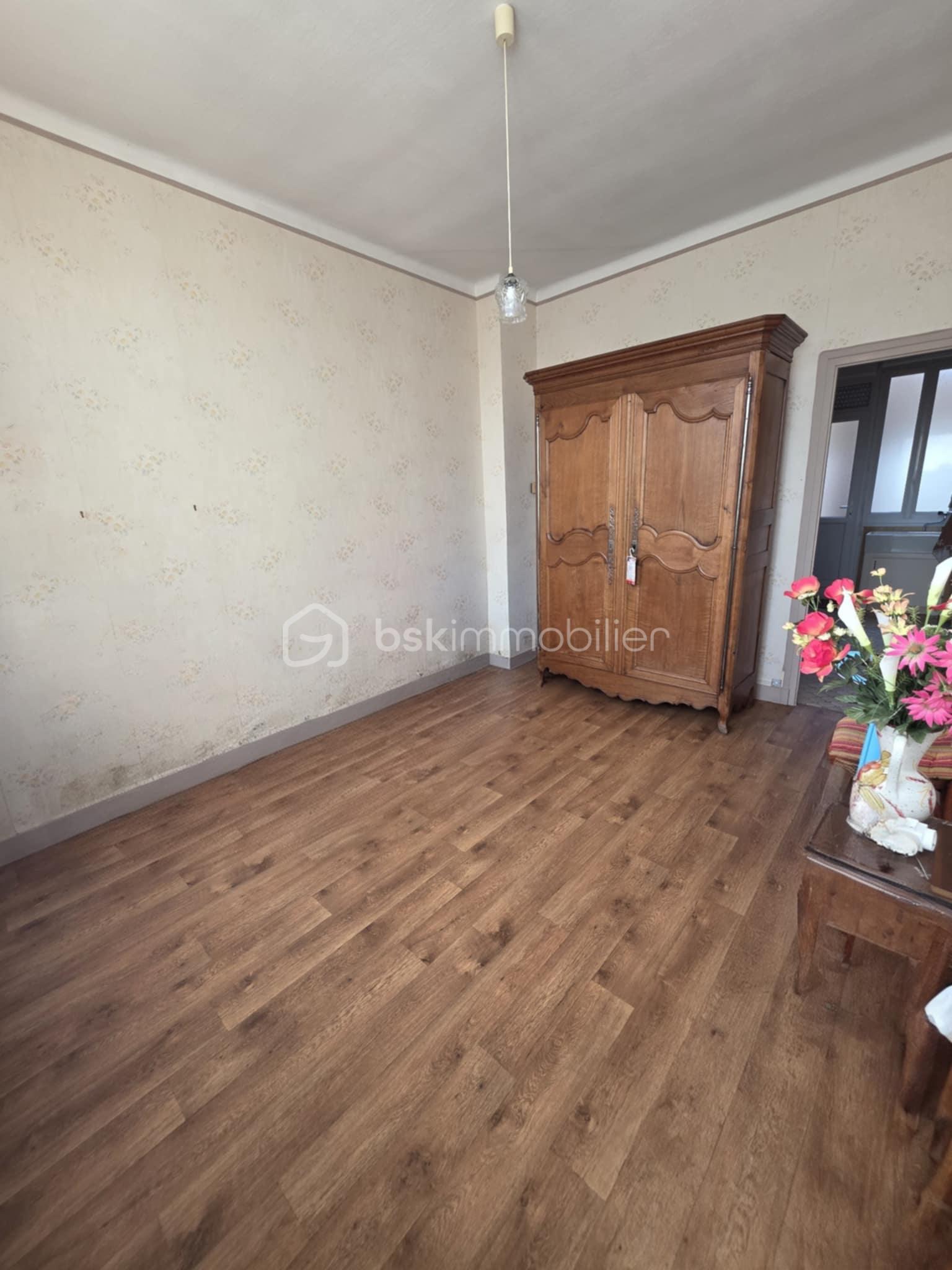 Maison de 150 m² - a4538664-2fe0-4d4c-9ff0-8b1021b5e1ad.jpg