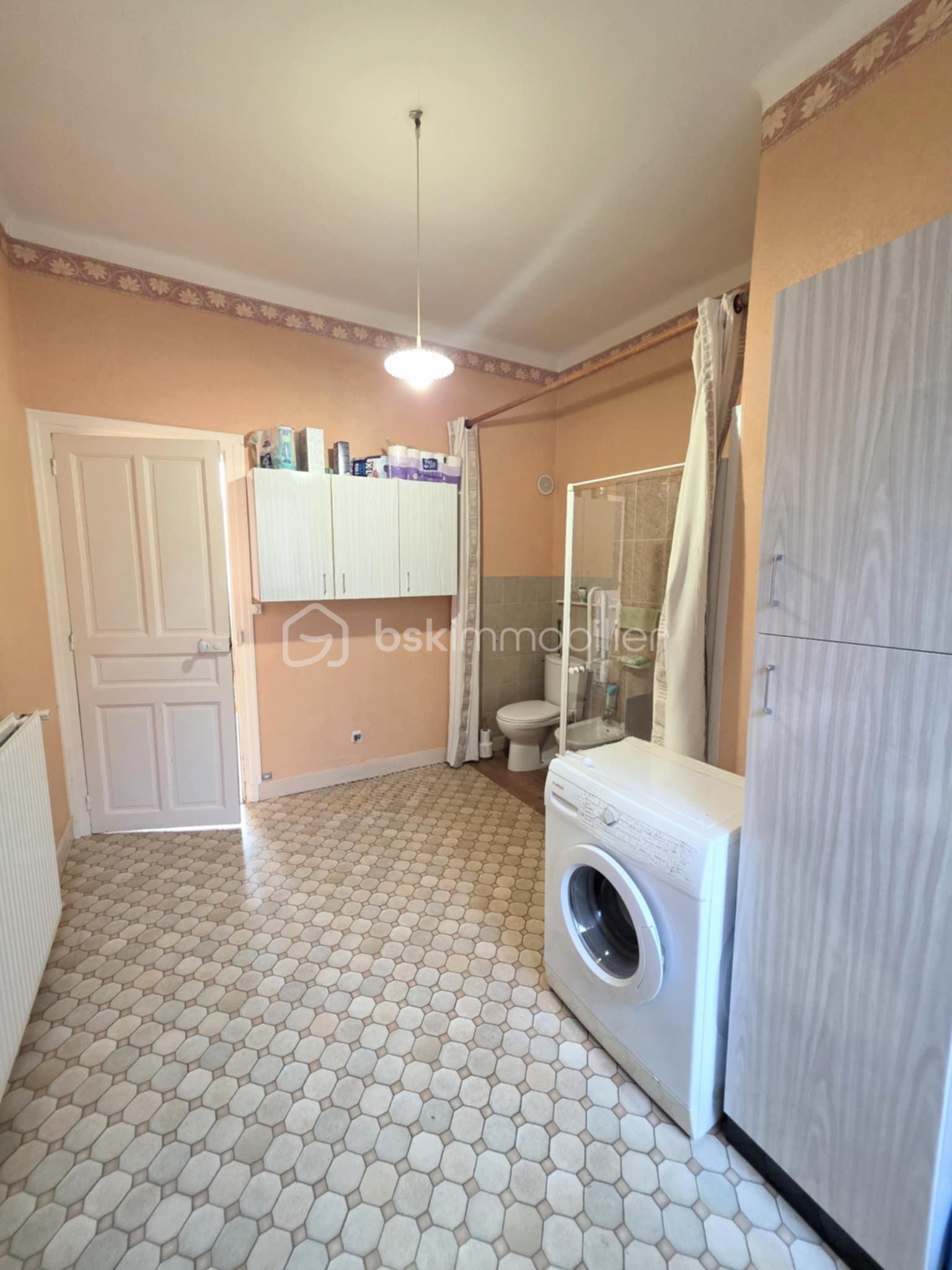 Maison de 150 m² - 1b63598c-22be-4f1b-ab32-ef0fbe12cd27.jpg