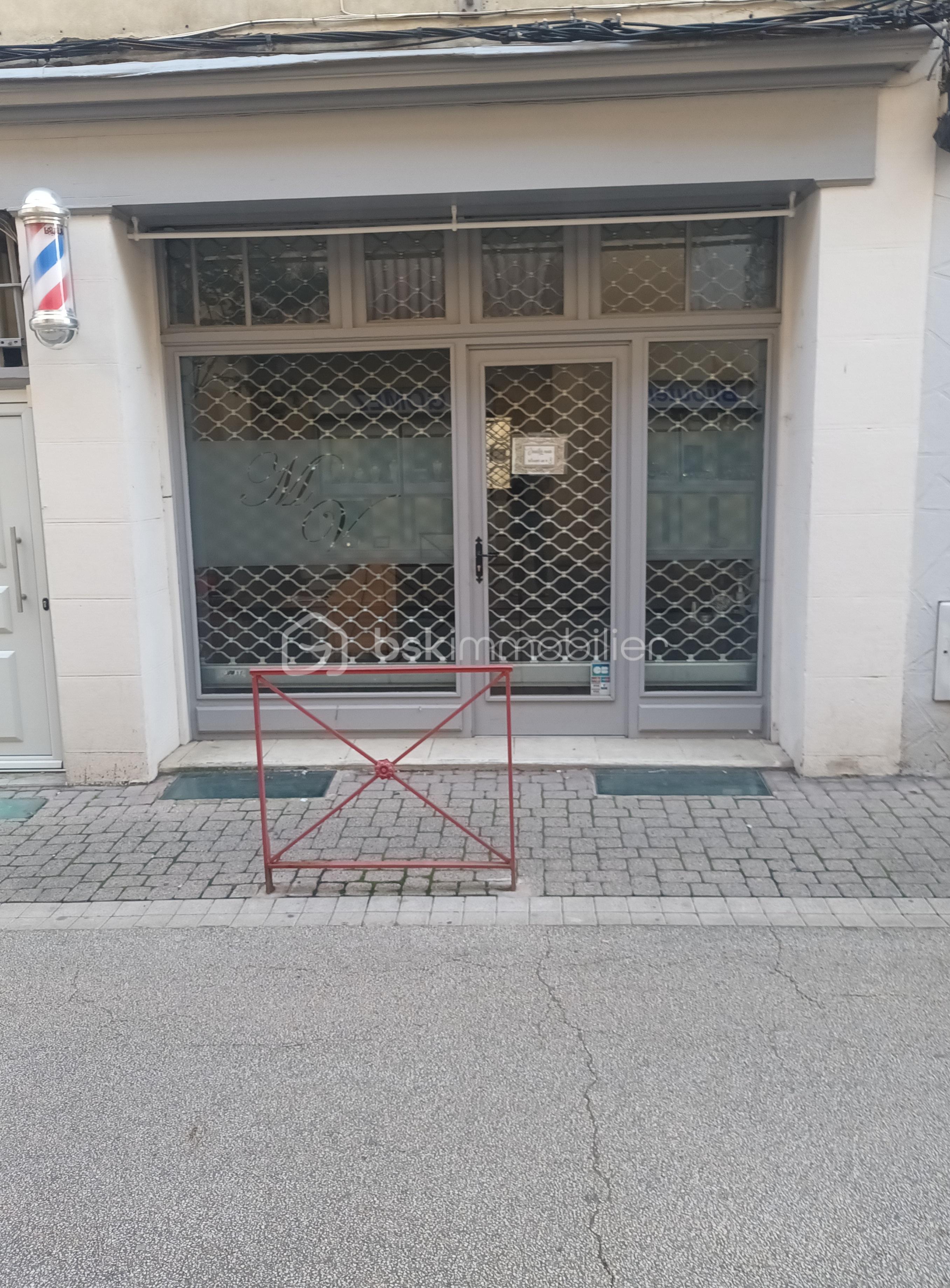 Local d activites de 26 m² - 20240918_175344.jpg