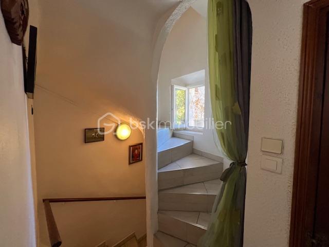 Triplex de 71 m² - ESCALIER 1 er 2.jpg