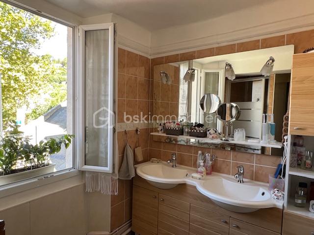 Triplex de 71 m² - SDB 1 er.jpg