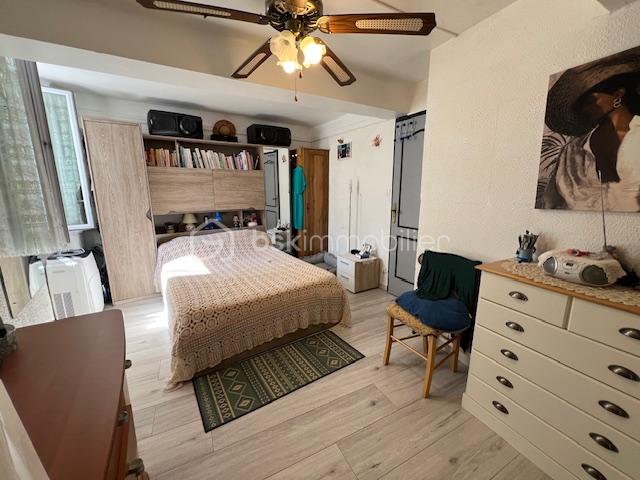 Triplex de 71 m² - CHAMBRE 1 er 3.jpg