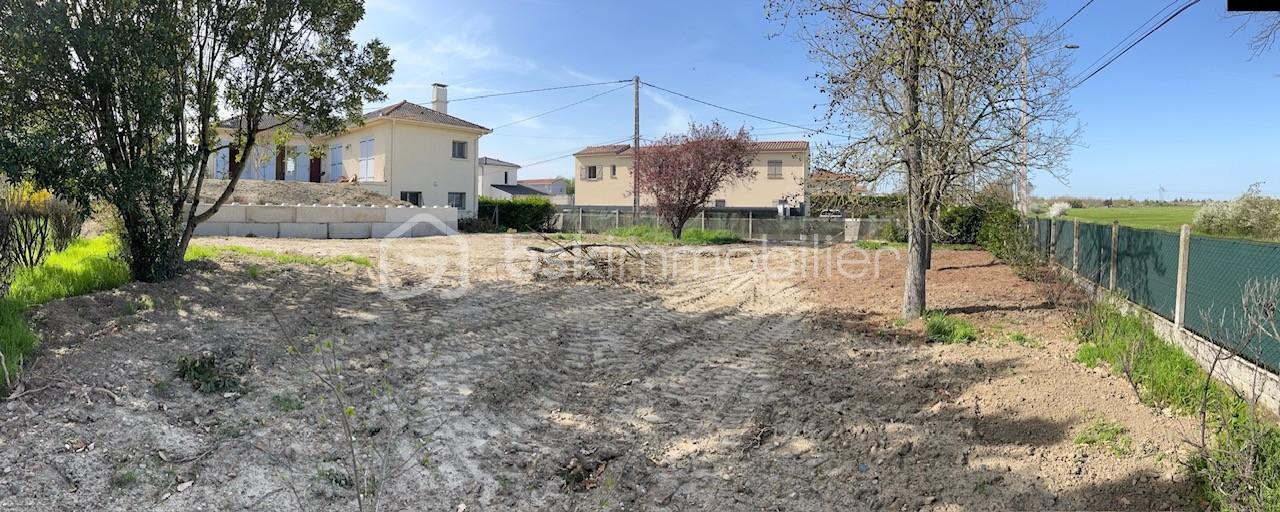 Terrain de 619 m² - TERRAIN.jpg