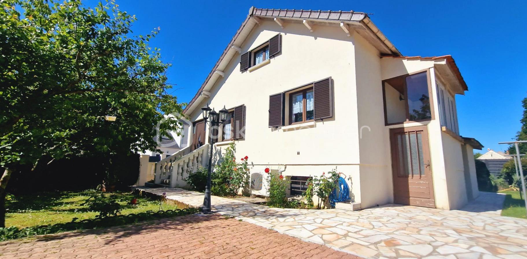 Maison traditionnelle de 120 m² - photo 6.jpg