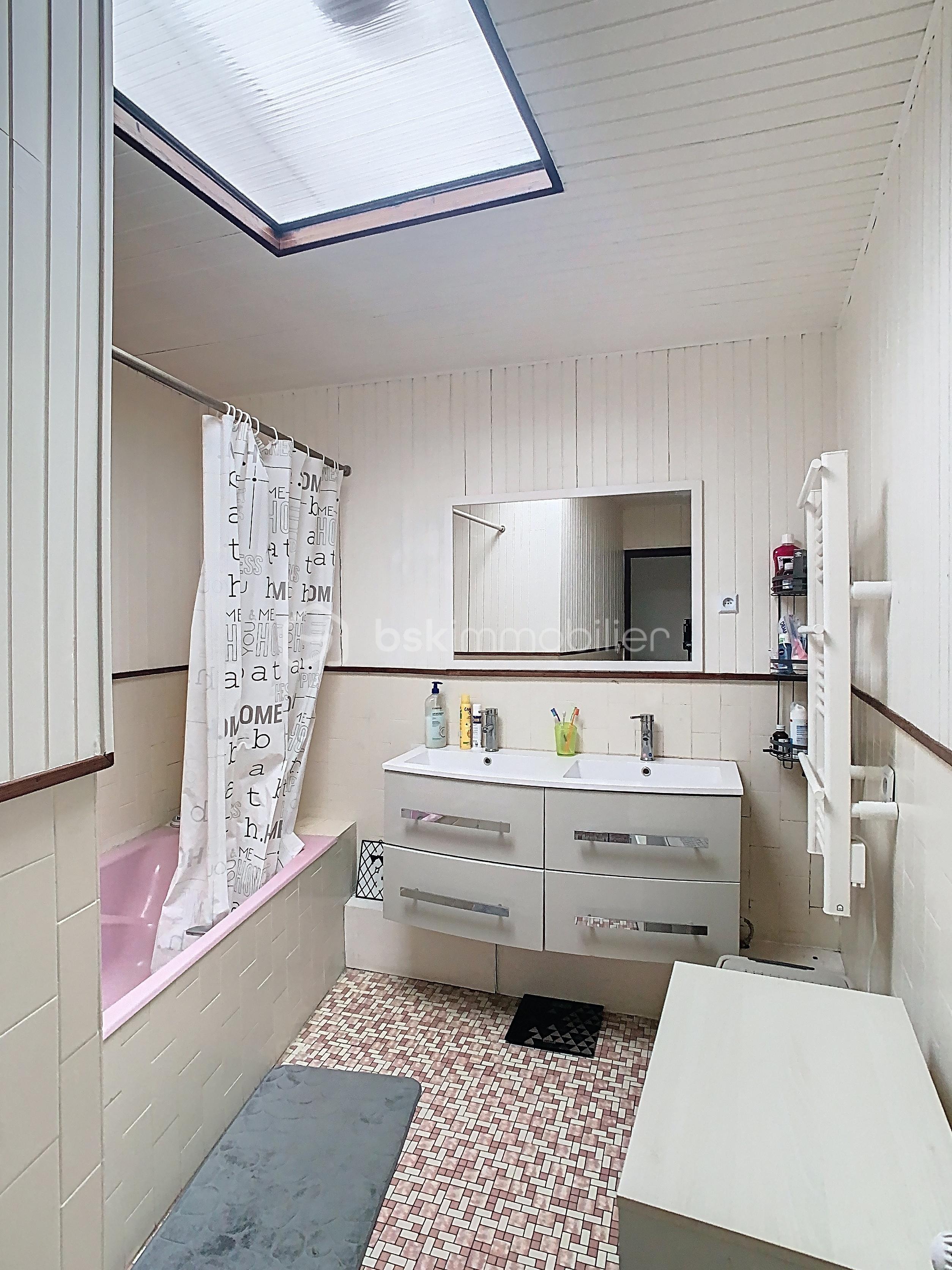 Maison de ville de 107 m² - deseint_00007.jpg