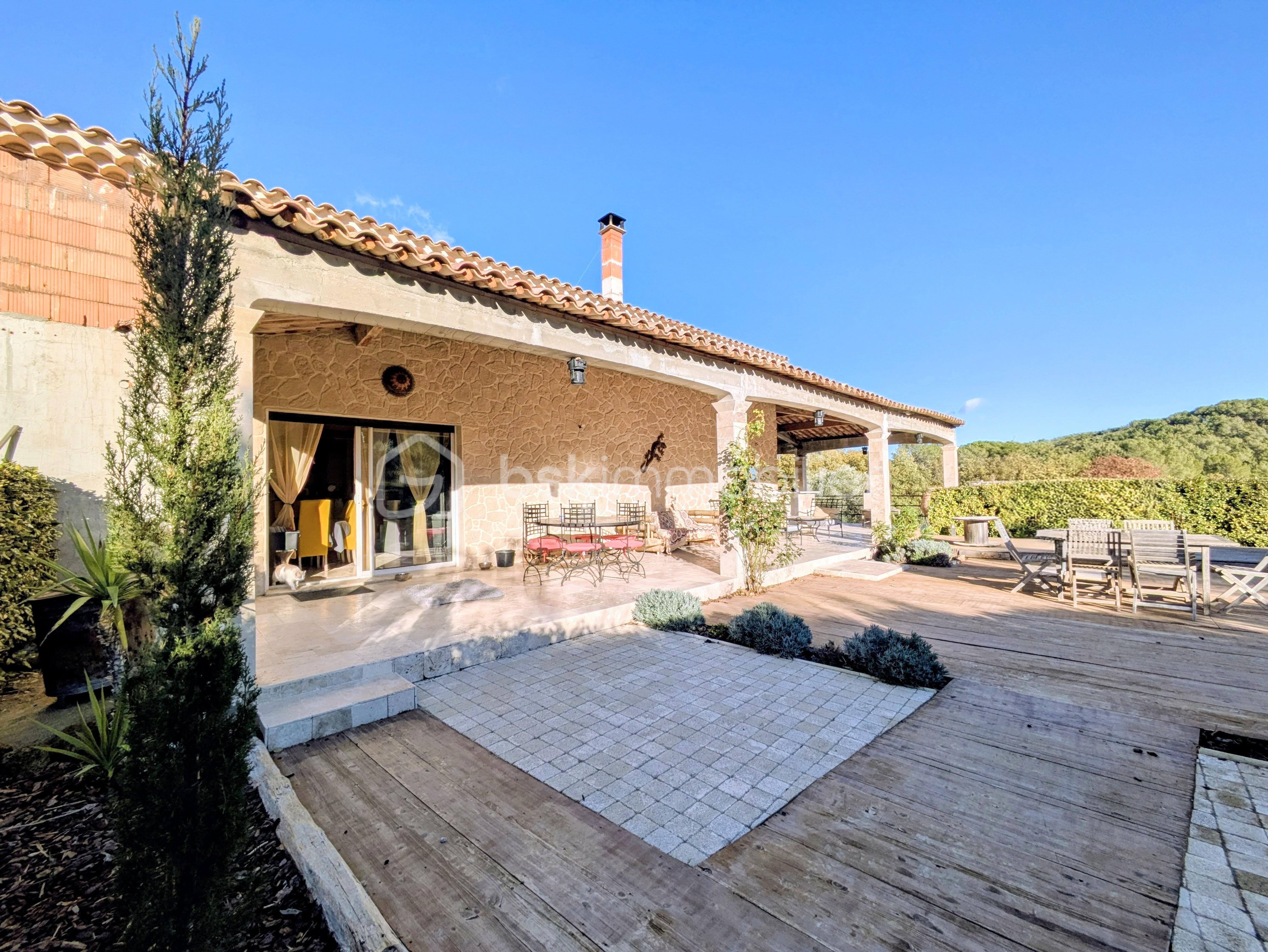 Maison contemporaine de 196 m² - PXL_20251117_140527255.RAW-01.COVER~2.jpg