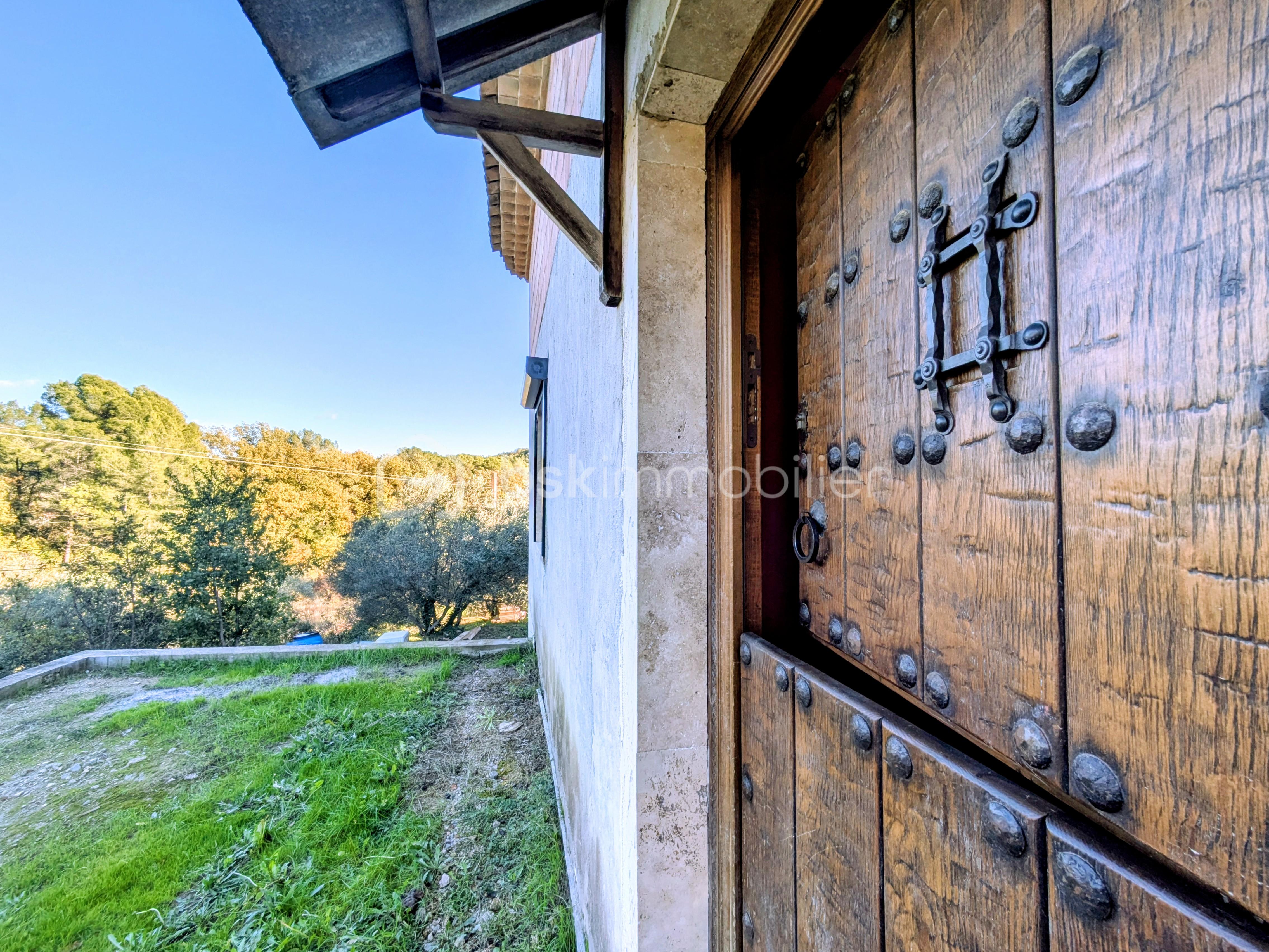 Maison contemporaine de 196 m² - PXL_20251117_140833397.RAW-01.COVER~2.jpg