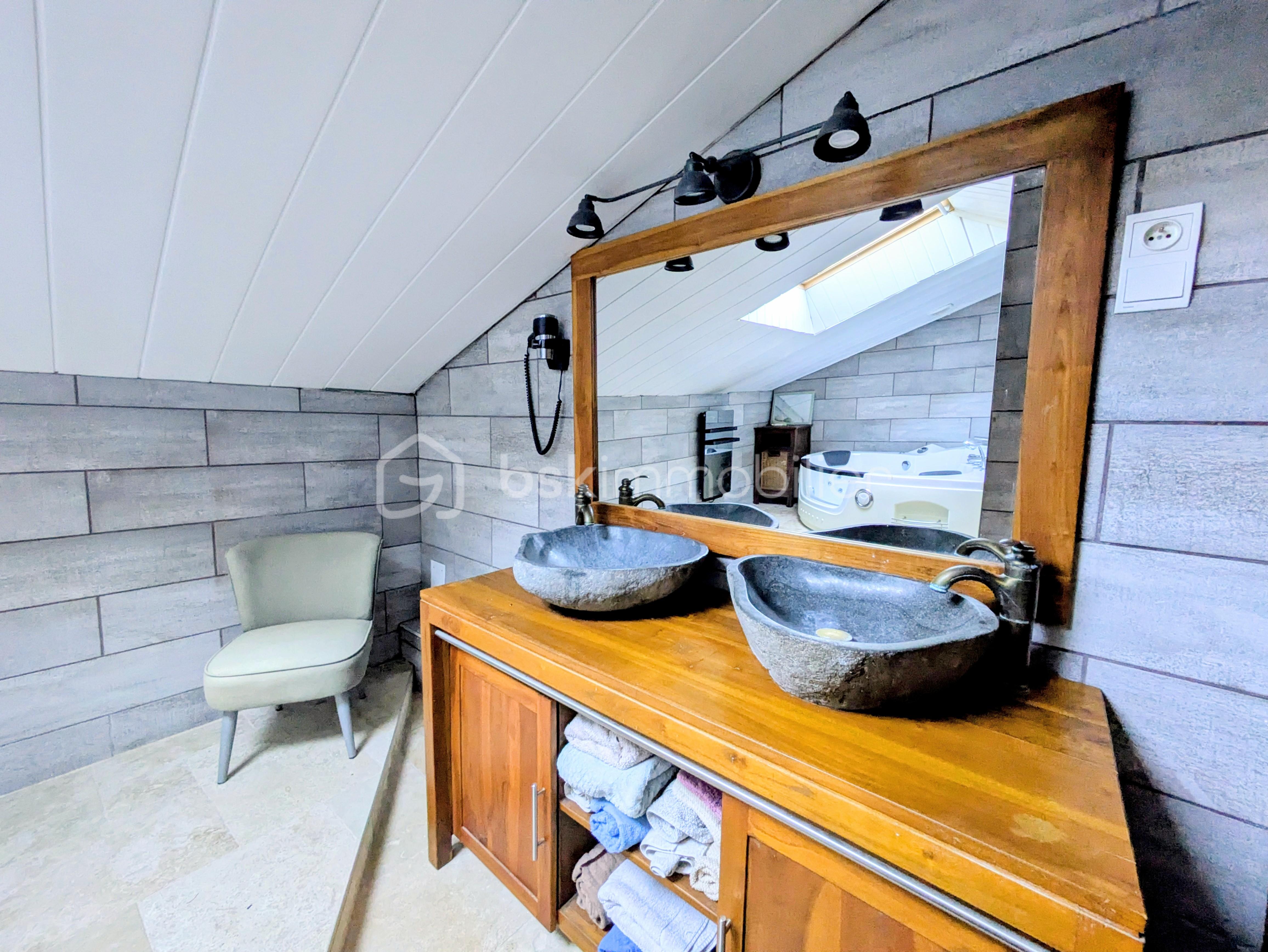 Maison contemporaine de 196 m² - PXL_20251117_135423531.RAW-01.COVER~2.jpg