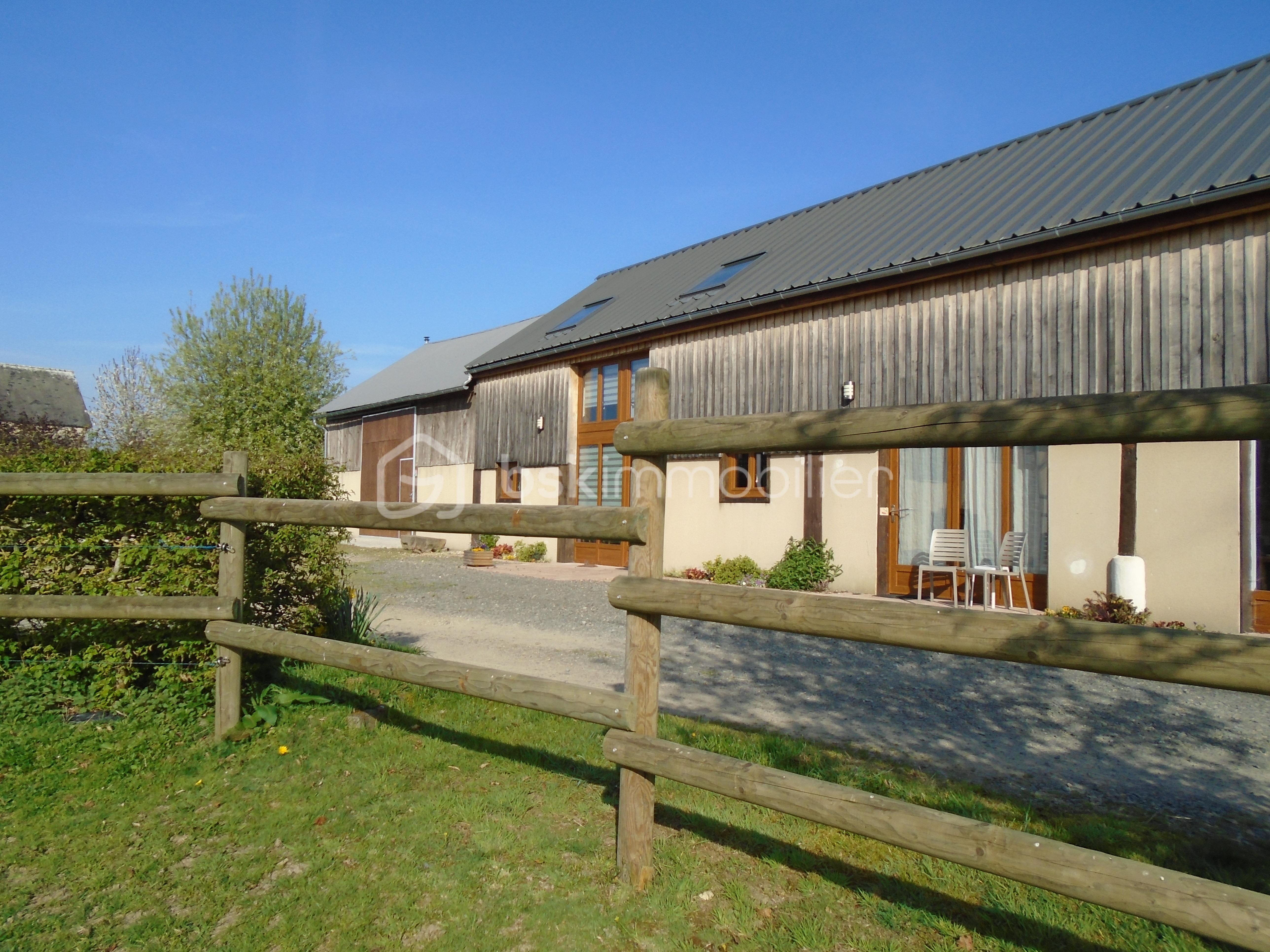 Corps de ferme de 188 m² - gîte.JPG